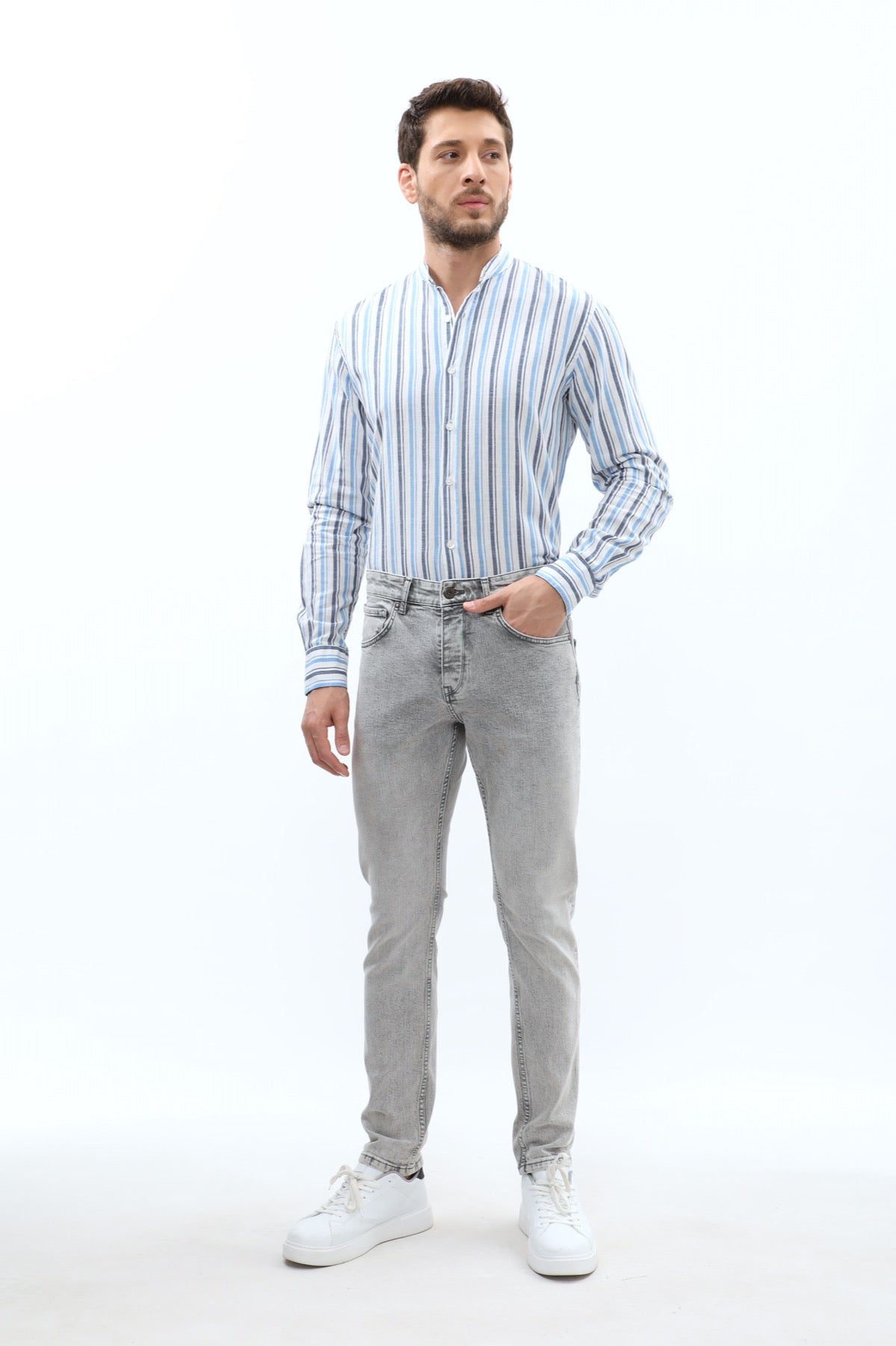 جينز Slim Fit من JEANSPRO - لون رمادي فاتح باهت