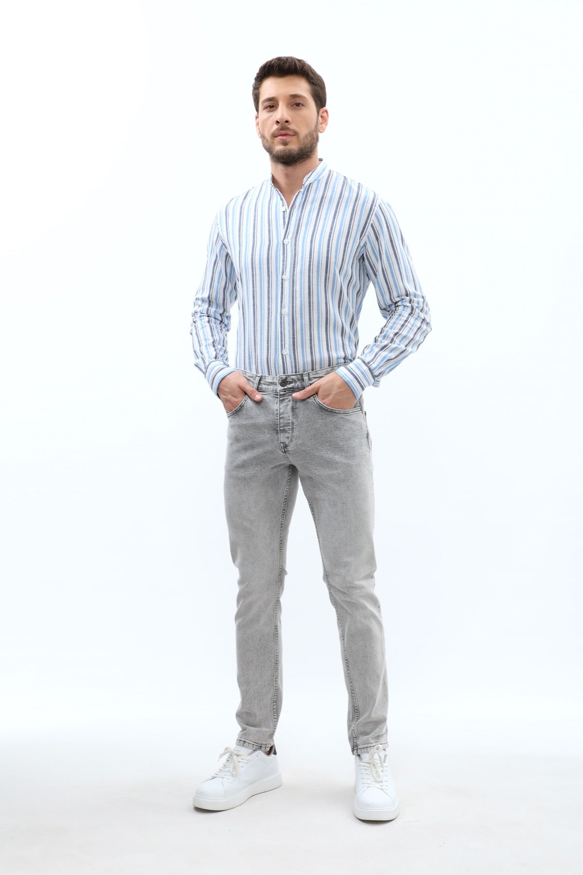 جينز Slim Fit من JEANSPRO - لون رمادي فاتح باهت