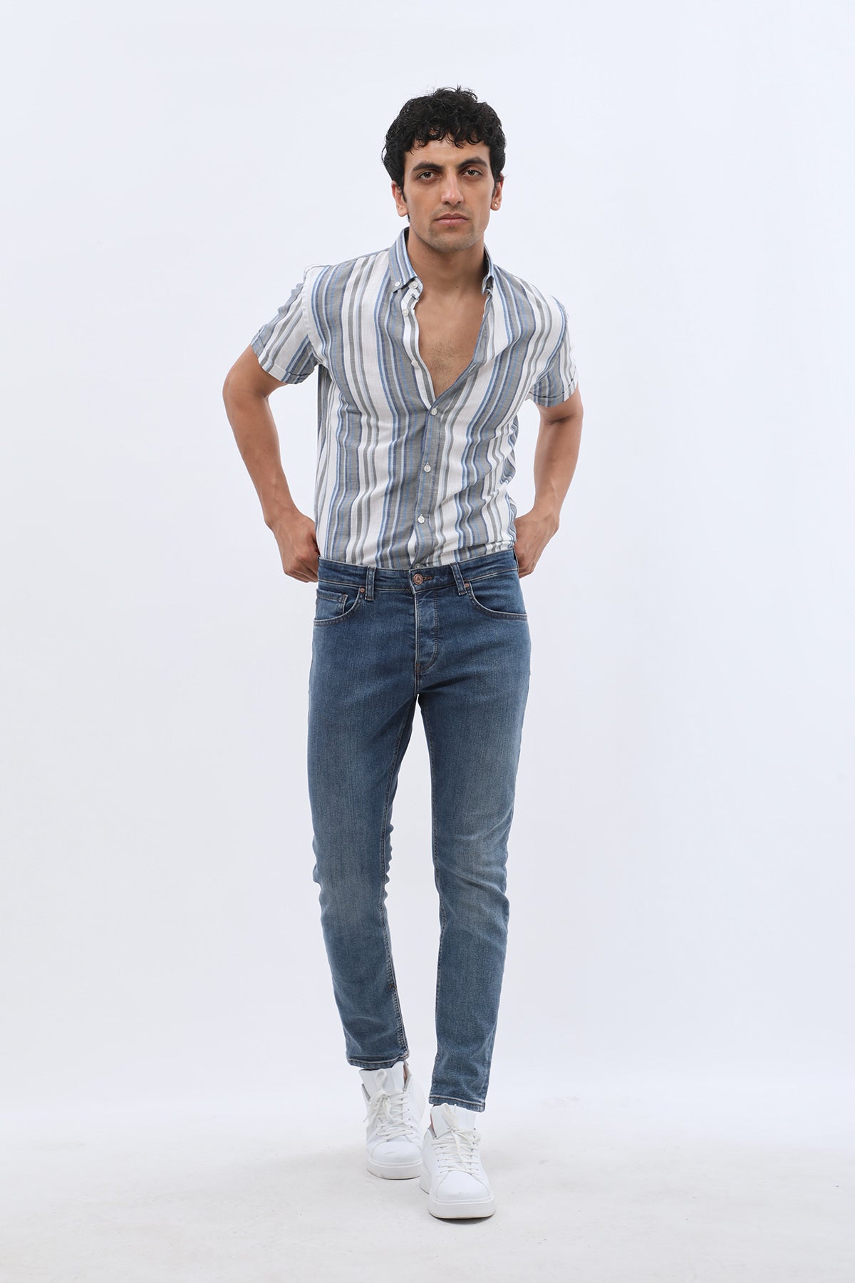 DNM UNITED Slim Fit Jeans - Sky Blue Washed