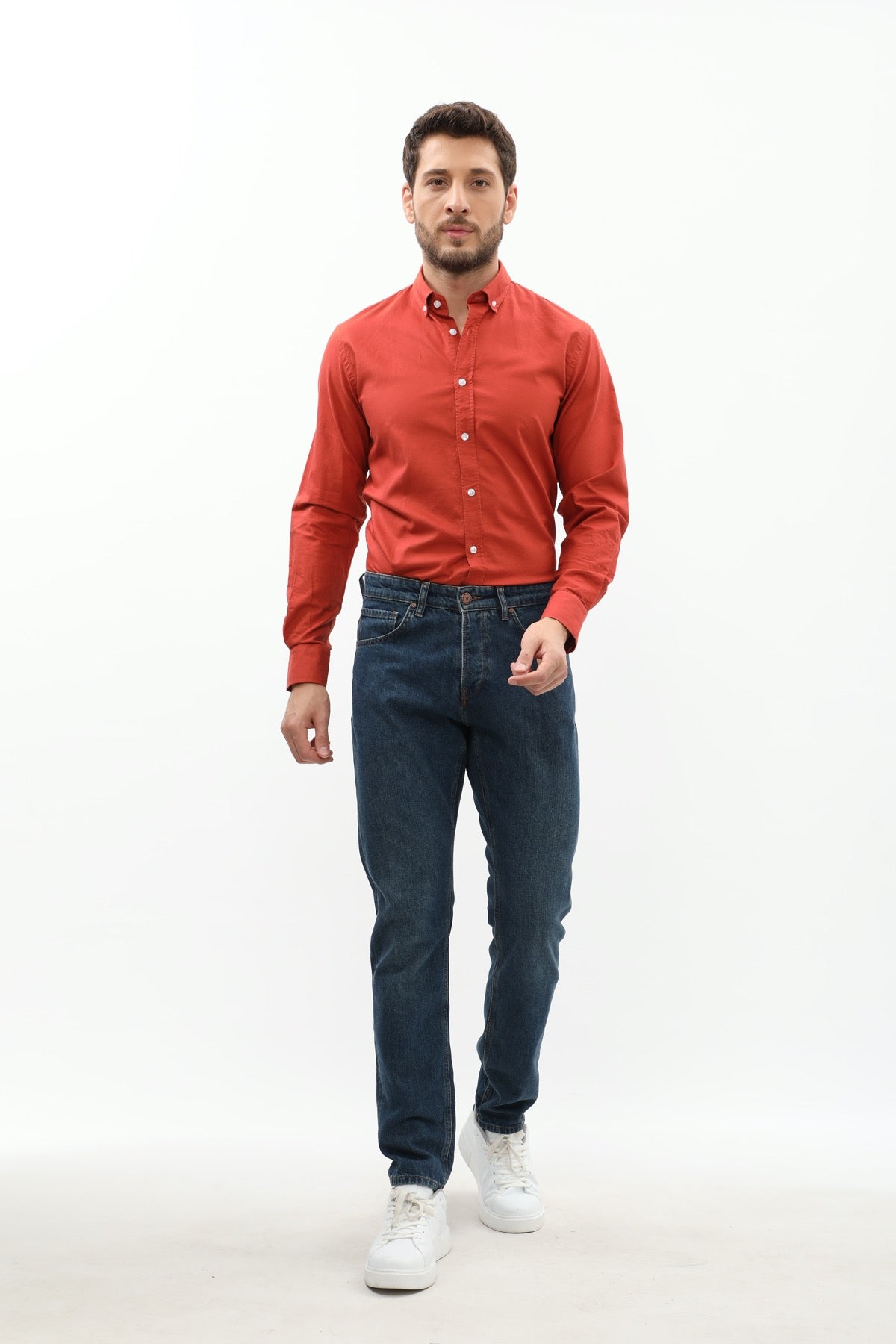 جينز Slim Fit من DNM UNITED - لون أزرق غامق باهت