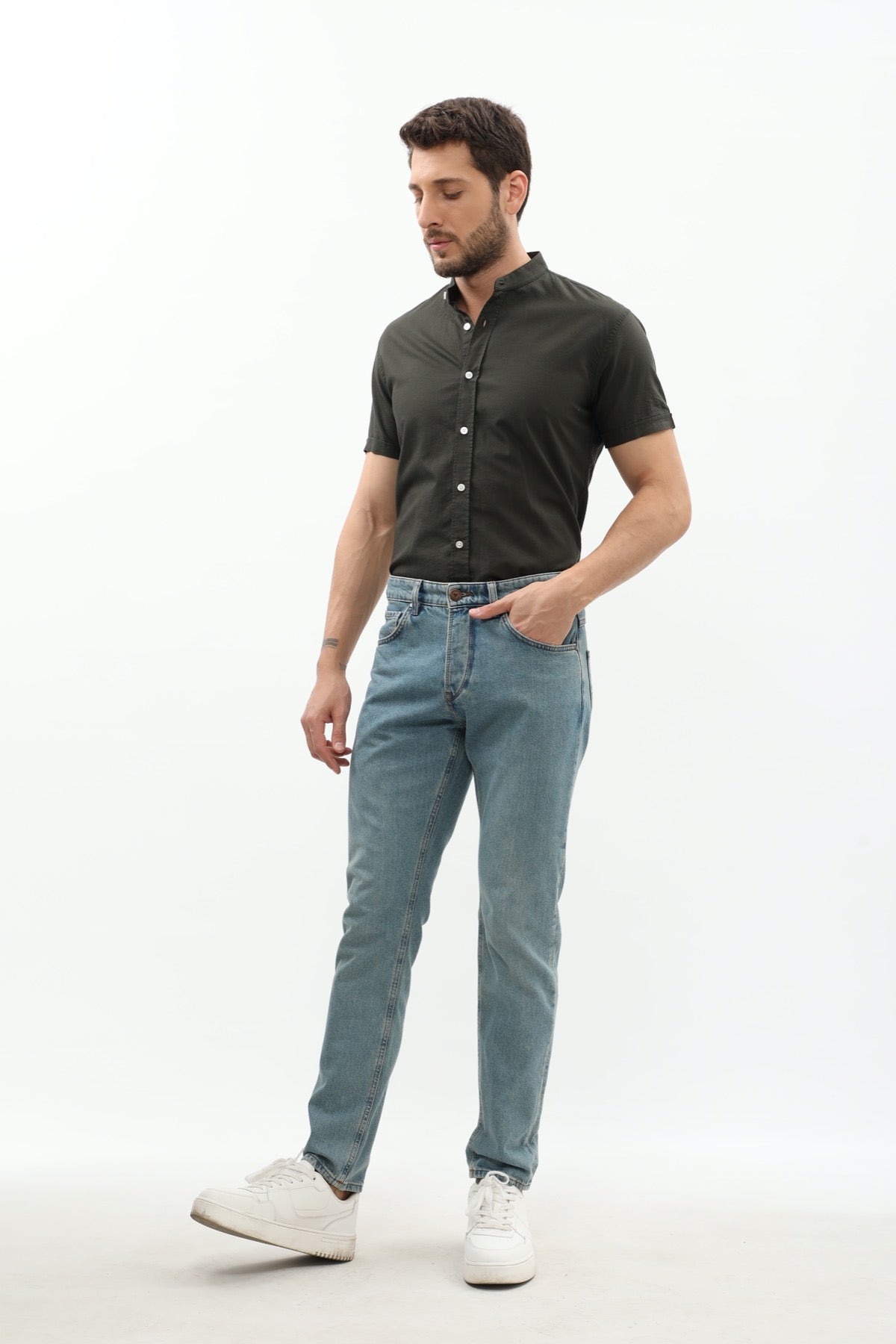 DNM UNITED Slim Fit Jeans - Light Wash Blue