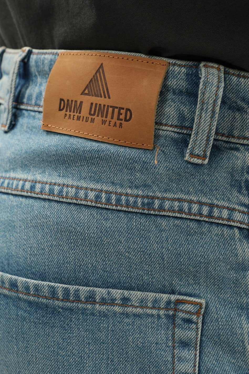 DNM UNITED Slim Fit Jeans - Light Wash Blue