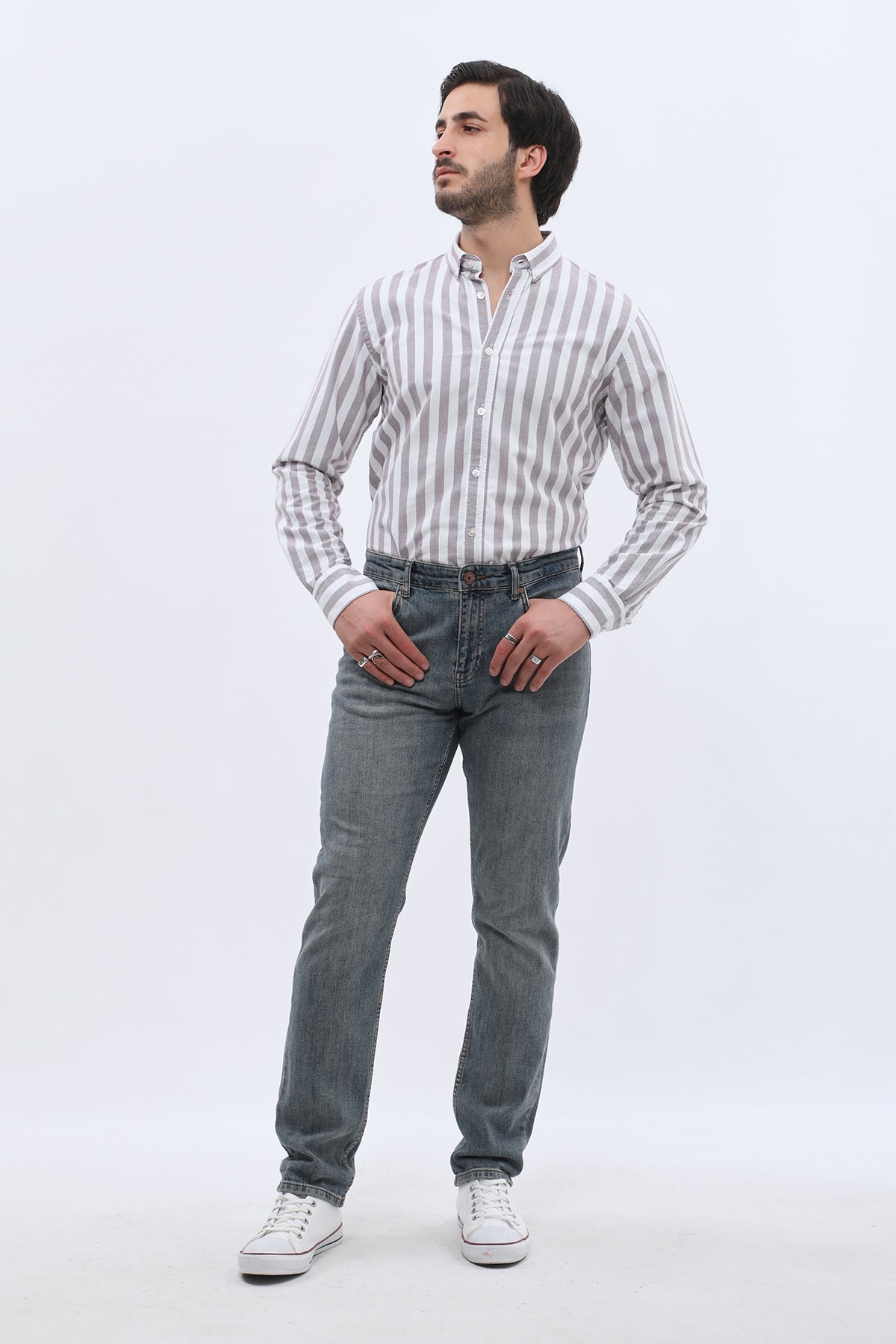 جينز Comfort Fit من DNM UNITED - لون أزرق فاتح