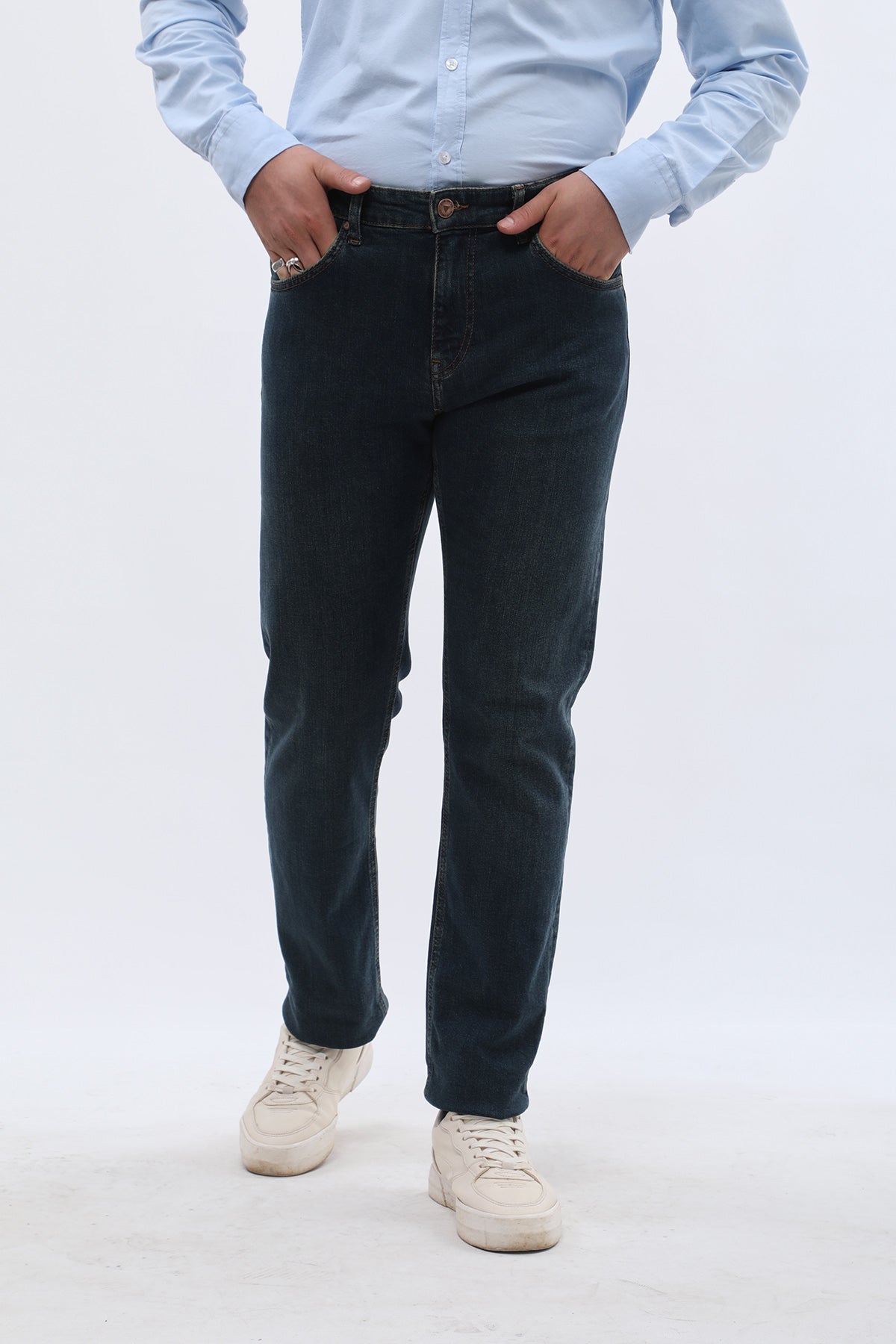 جينز Comfort Fit من DNM UNITED - لون أزرق عتيق