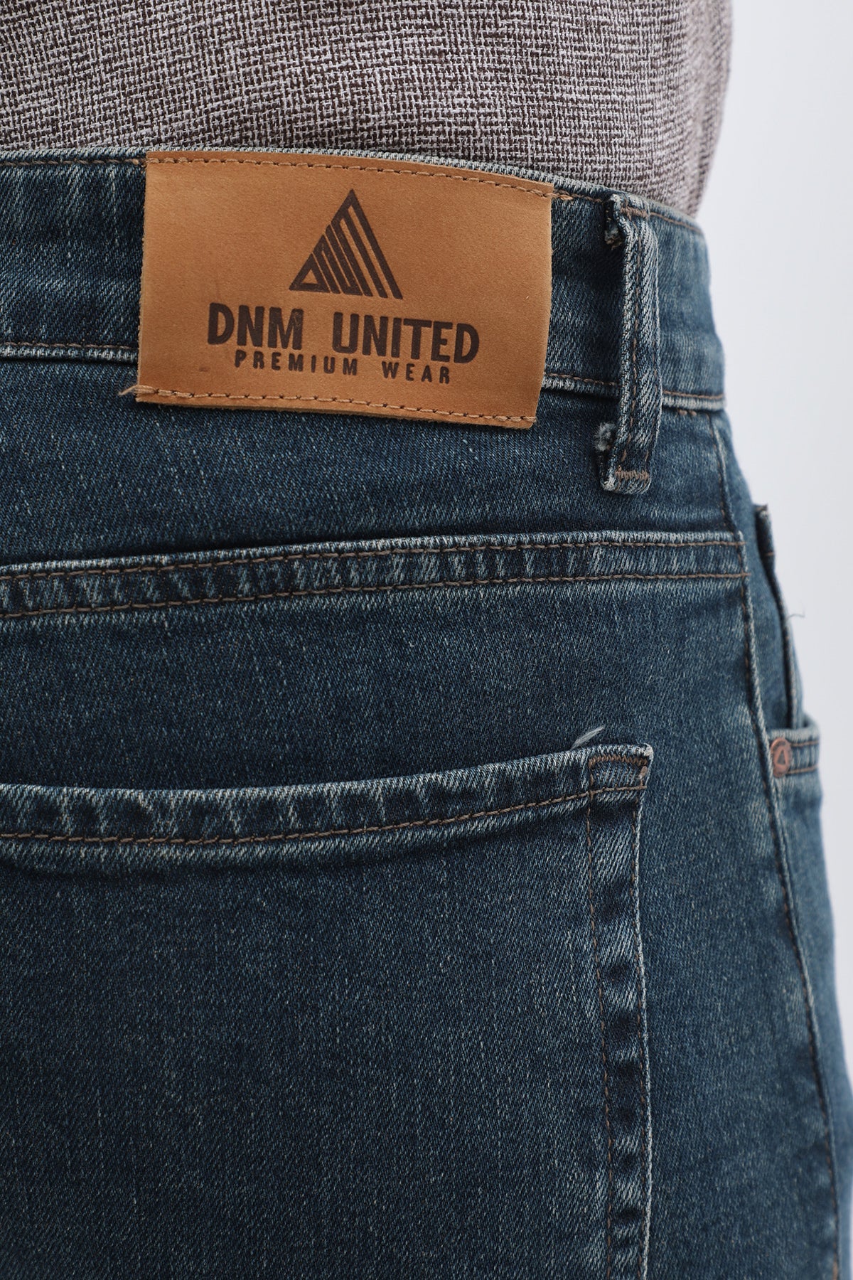 جينز Comfort Fit من DNM UNITED - لون كحلي
