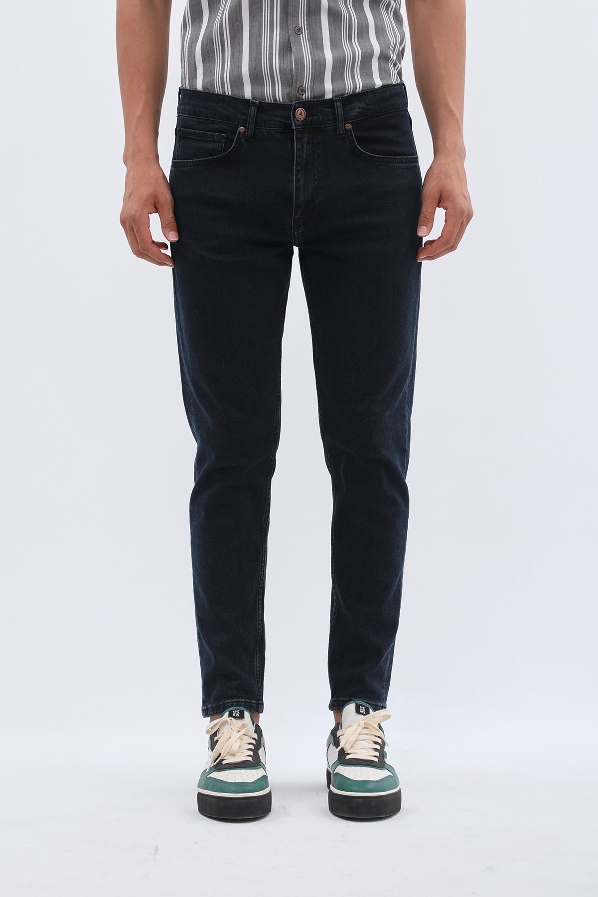 DNM UNITED Boyfriend Slim Fit Jeans - Midnight Blue