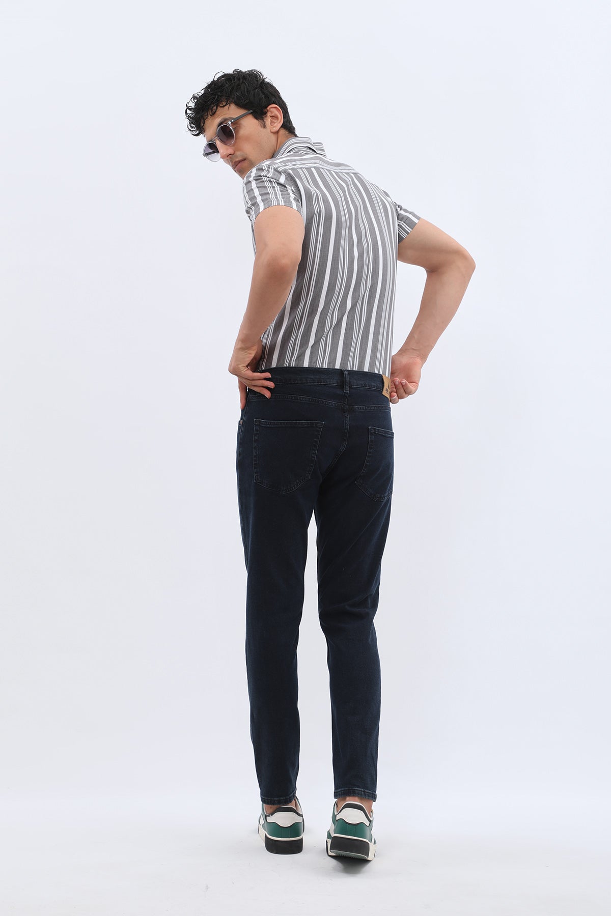 DNM UNITED Boyfriend Slim Fit Jeans - Midnight Blue