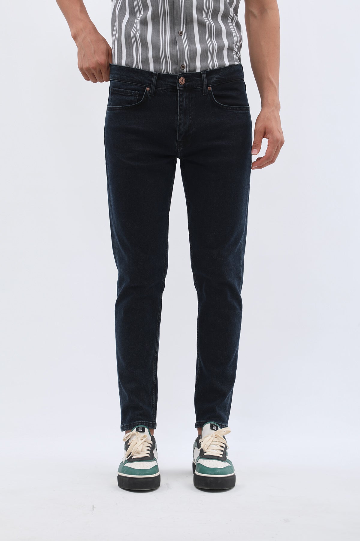 DNM UNITED Boyfriend Slim Fit Jeans - Midnight Blue