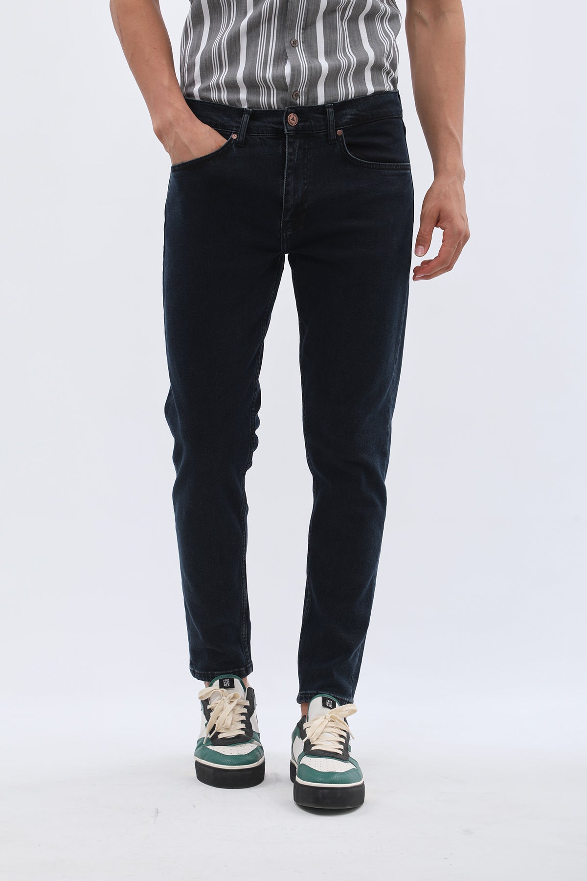 DNM UNITED Boyfriend Slim Fit Jeans - Midnight Blue