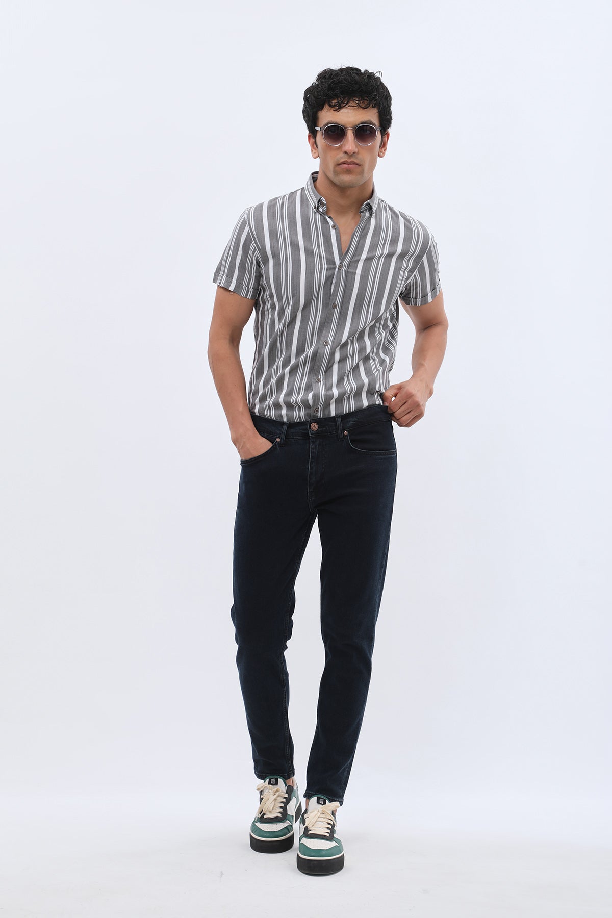DNM UNITED Boyfriend Slim Fit Jeans - Midnight Blue