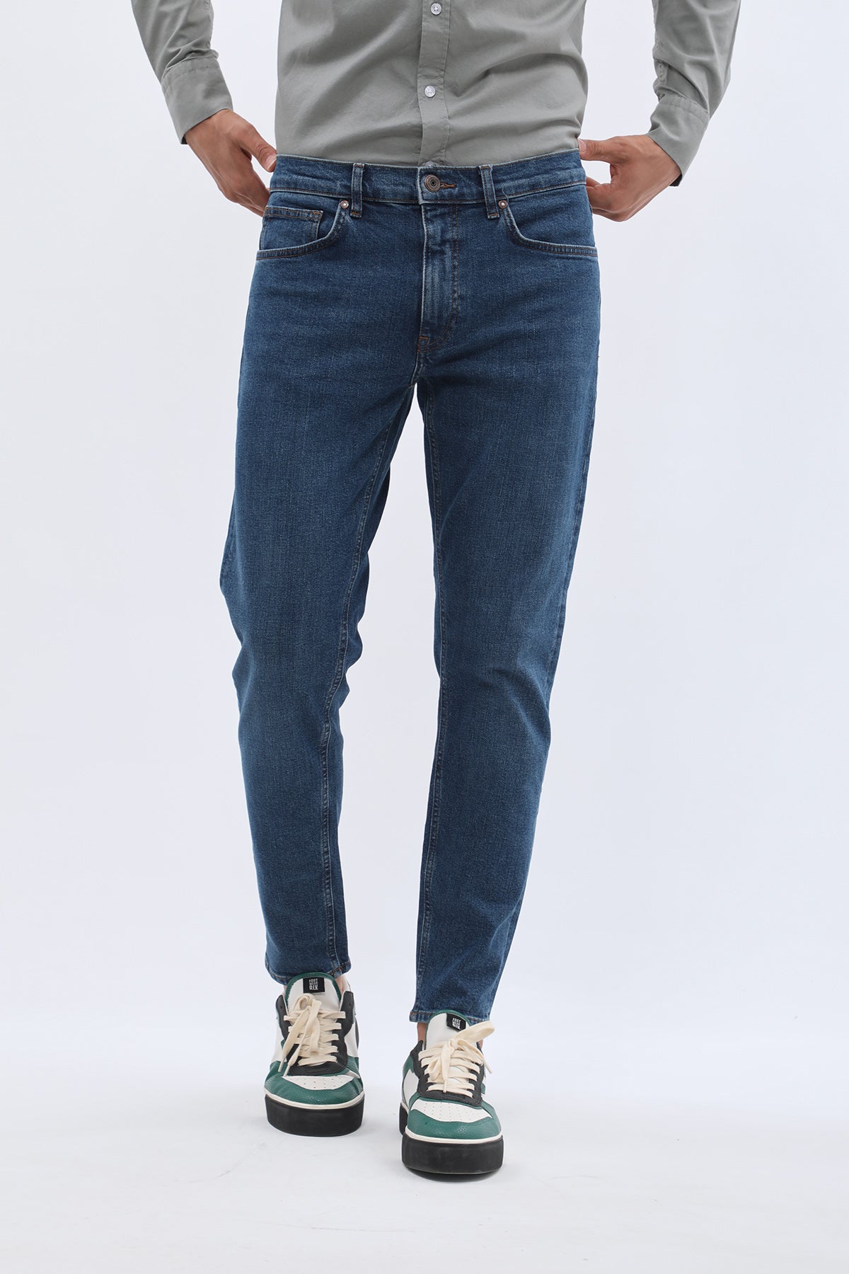 جينز Boyfriend Slim Fit من JEANSPRO - لون أزرق عتيق