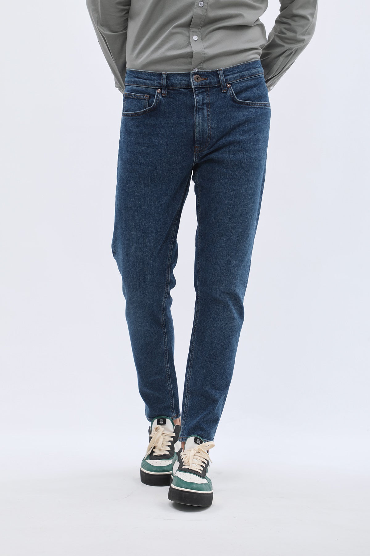 جينز Boyfriend Slim Fit من JEANSPRO - لون أزرق عتيق