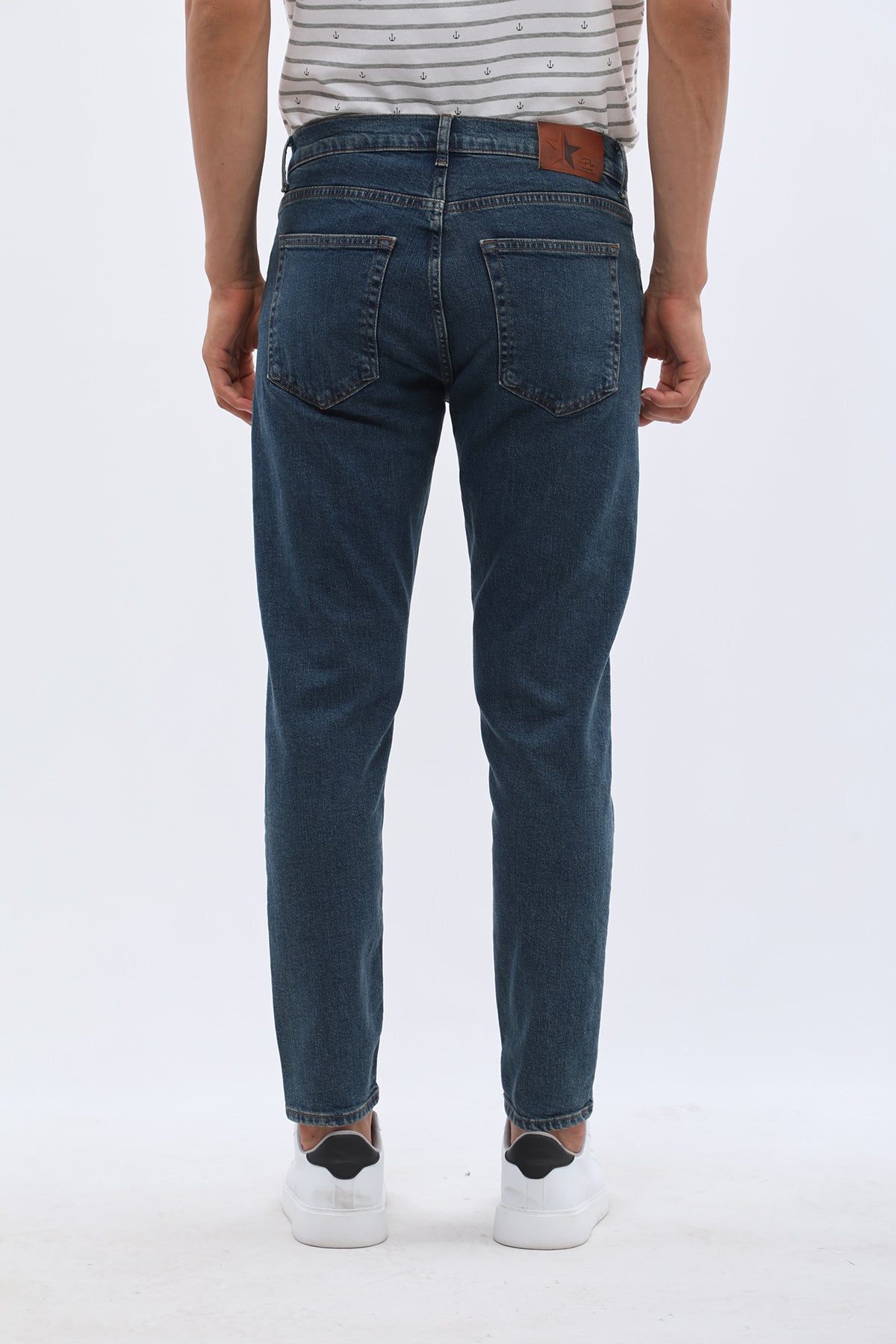 جينز Boyfriend Slim Fit من JEANSPRO - لون كحلي عتيق