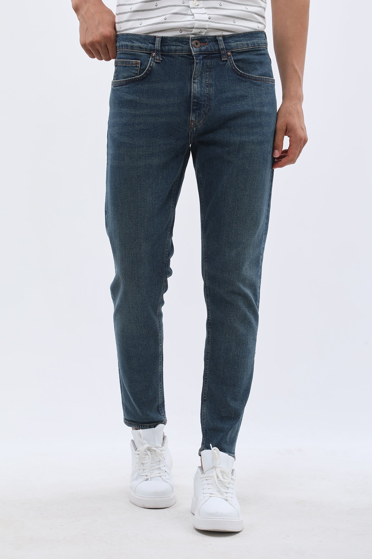 جينز Boyfriend Slim Fit من JEANSPRO - لون كحلي عتيق