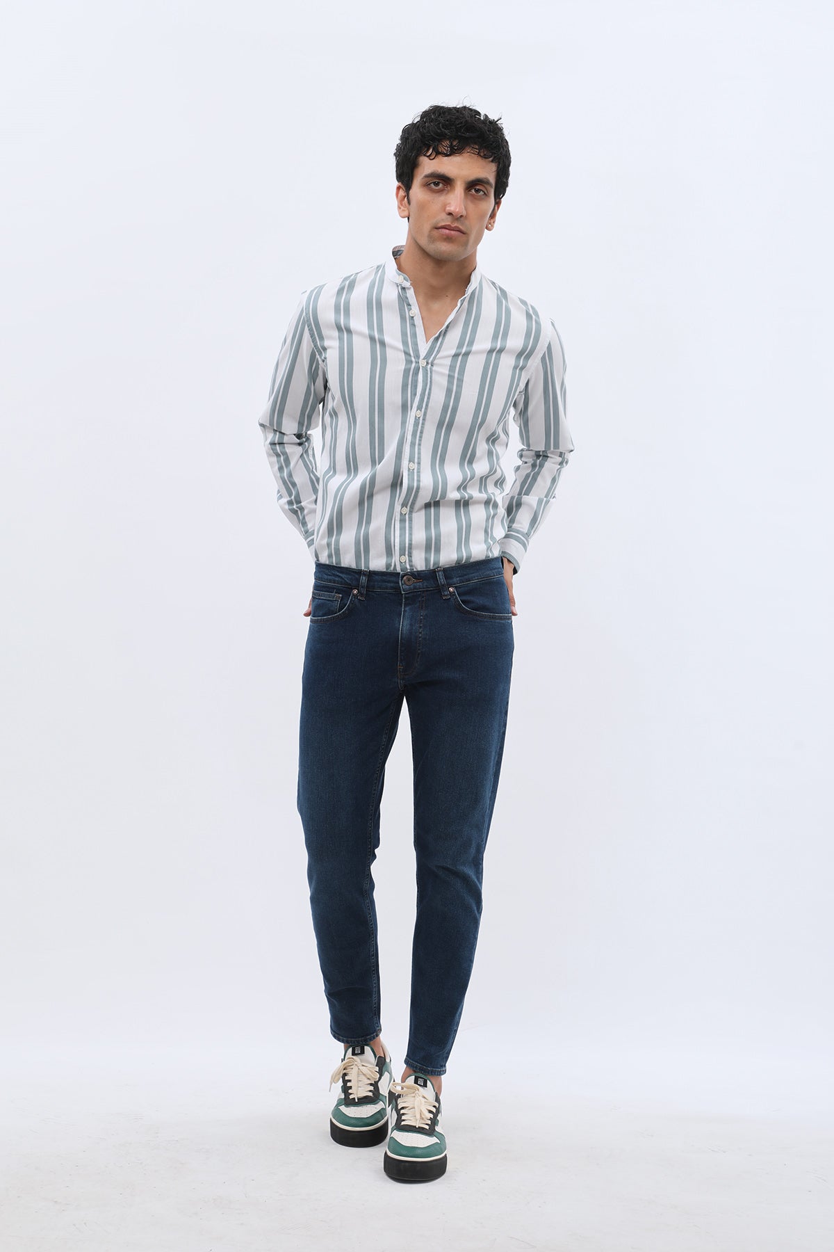 جينز Boyfriend Slim Fit من JEANSPRO - لون أزرق داكن