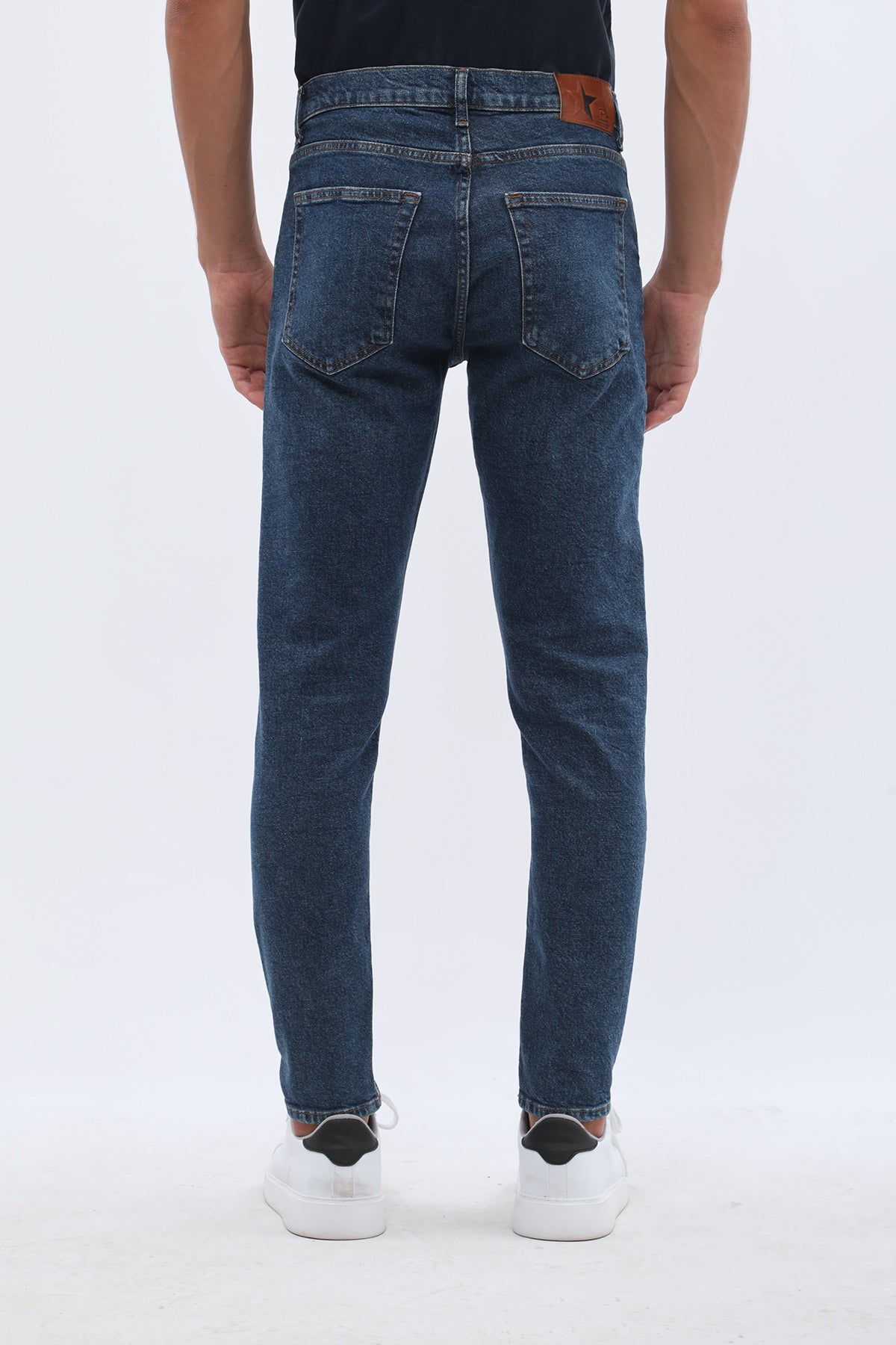 جينز Boyfriend Slim Fit من JEANSPRO - لون أزرق غامق