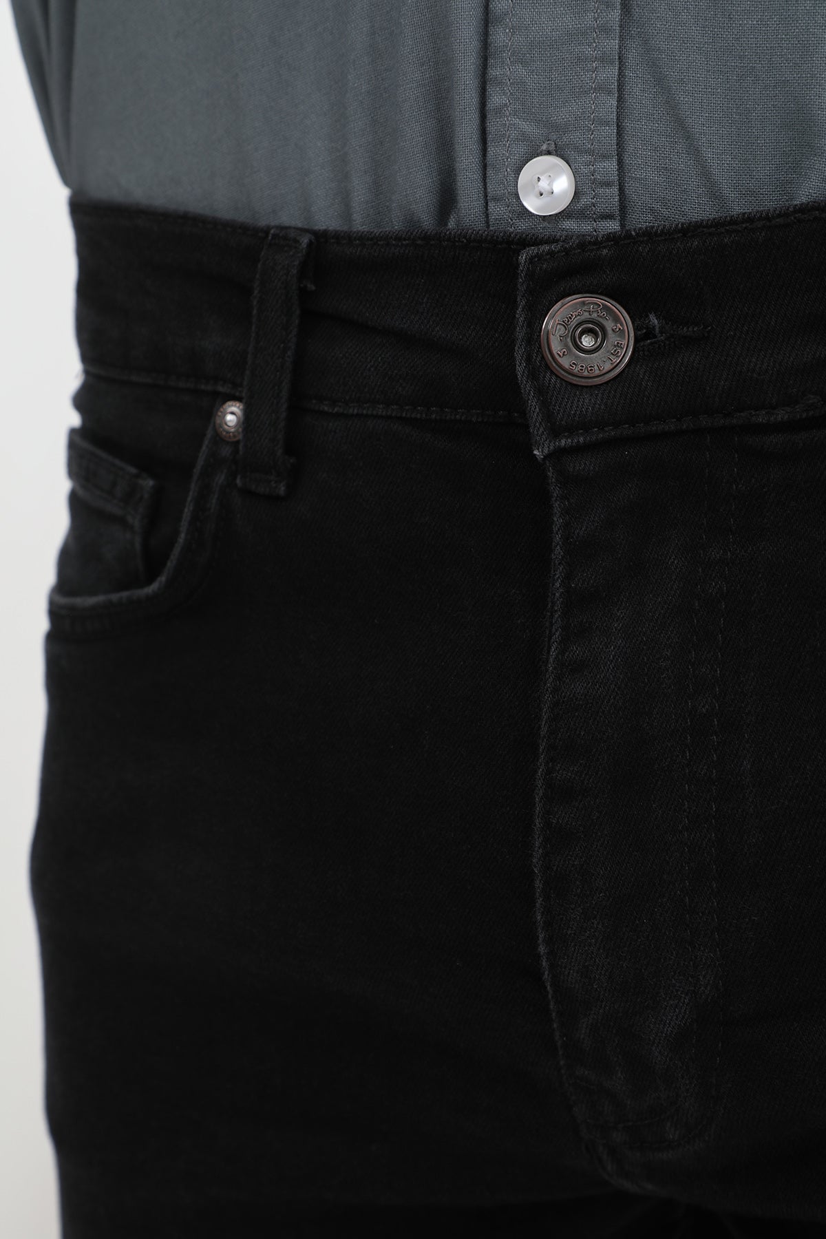 جينز Boyfriend Slim Fit من JEANSPRO - لون أسود كاربوني