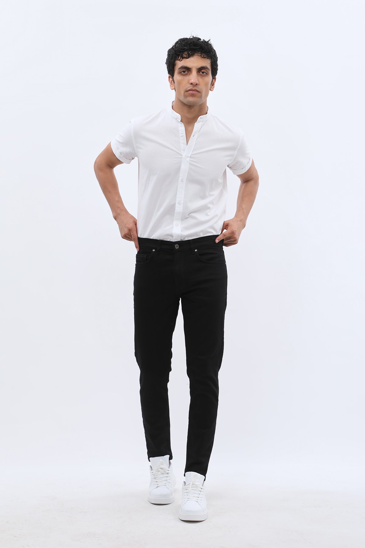 جينز Boyfriend Slim Fit من JEANSPRO - لون أسود داكن