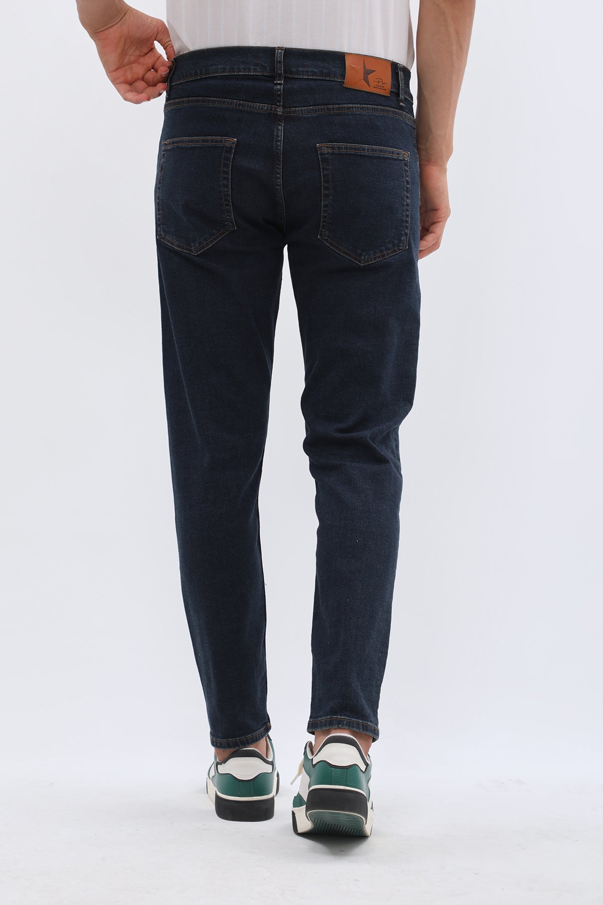 جينز Boyfriend Slim Fit من JEANSPRO - لون دينم كلاسيكي