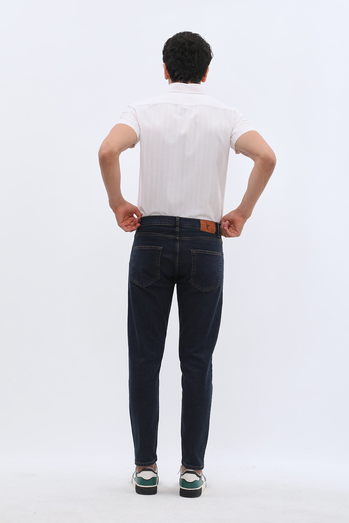 جينز Boyfriend Slim Fit من JEANSPRO - لون دينم كلاسيكي