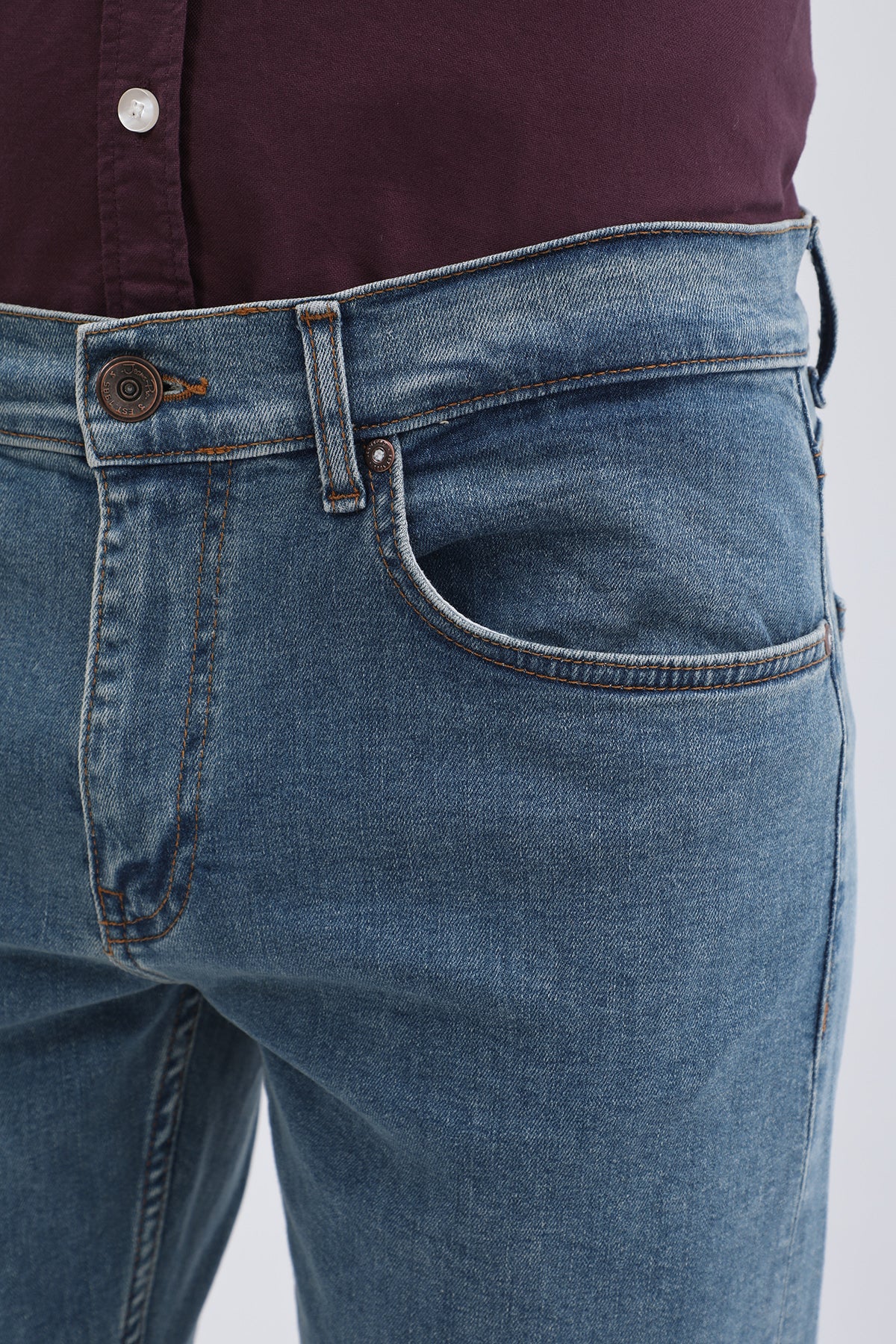 JEANSPRO Boyfriend Slim Fit Jeans - Faded Blue