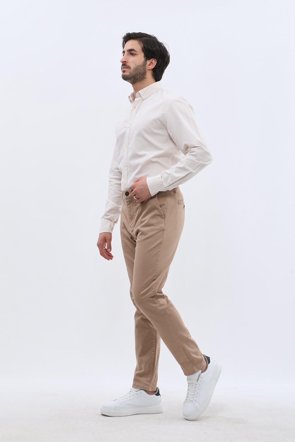 بنطلون كتان Slim Fit من JEANSPRO - لون رملي