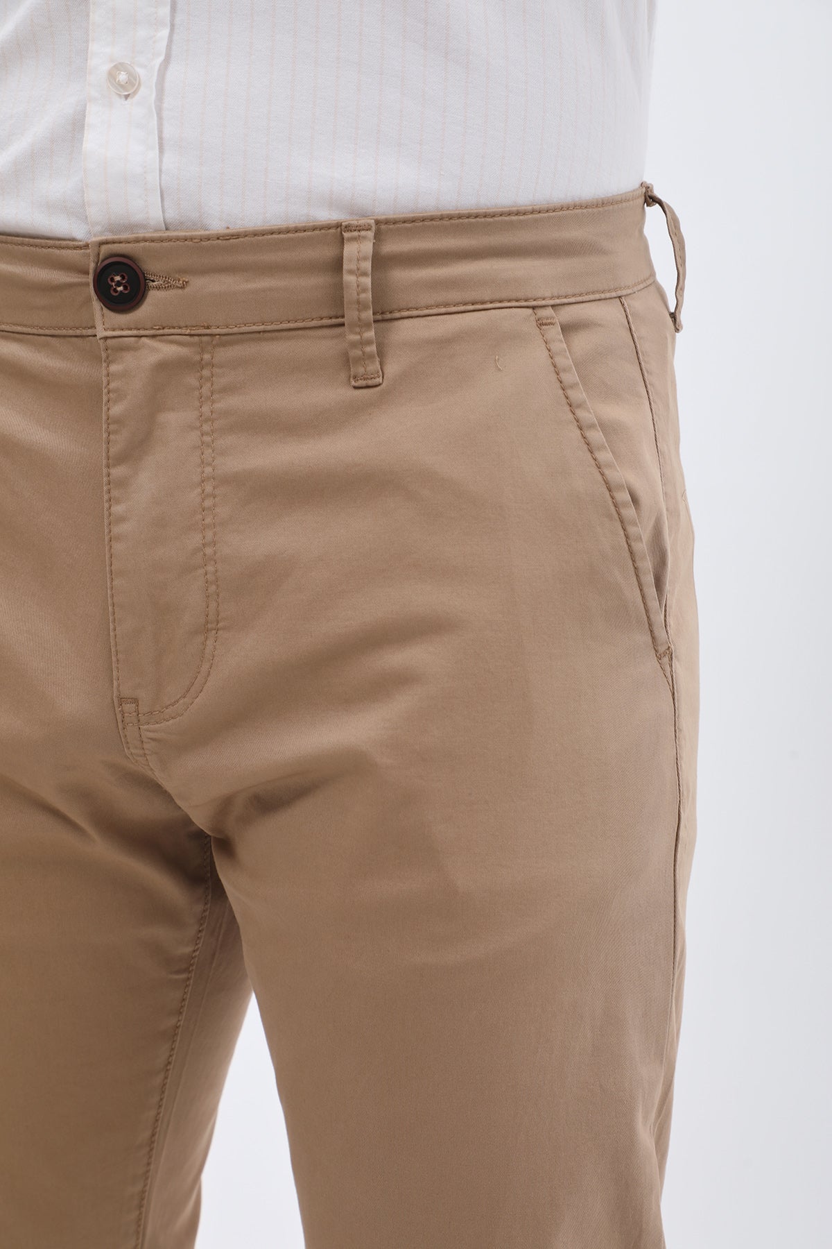 بنطلون كتان Slim Fit من JEANSPRO - لون رملي