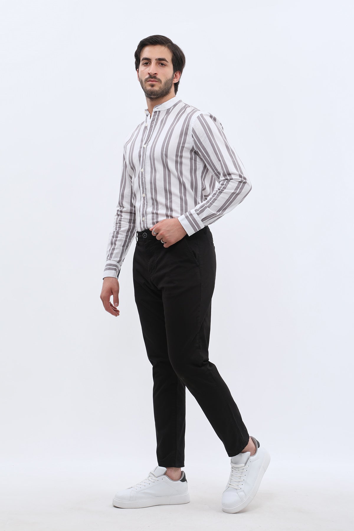 بنطلون كتان Slim Fit من JEANSPRO - لون أسود