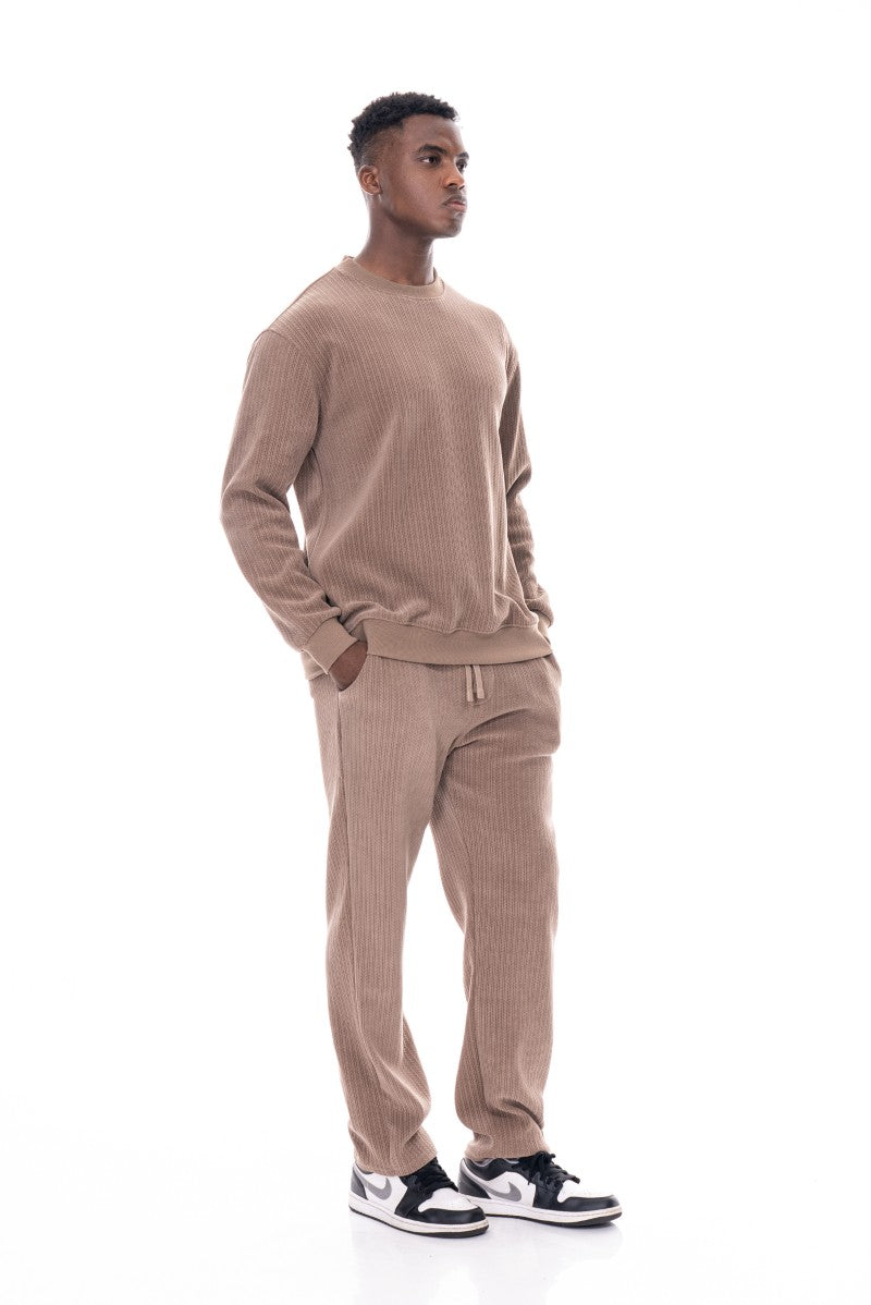 طقم سويت شيرت وبنطال رياضي منقوش - بيج