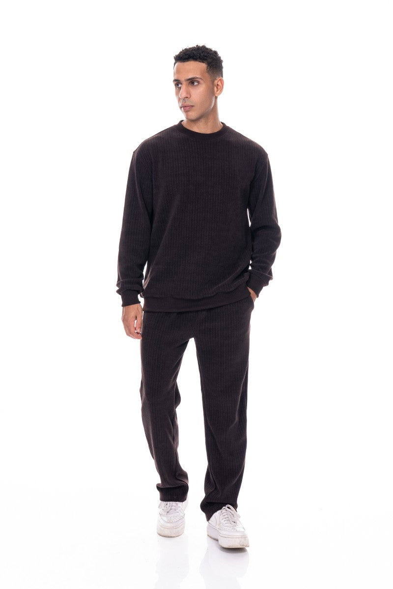 طقم سويت شيرت وبنطال رياضي منقوش - بني