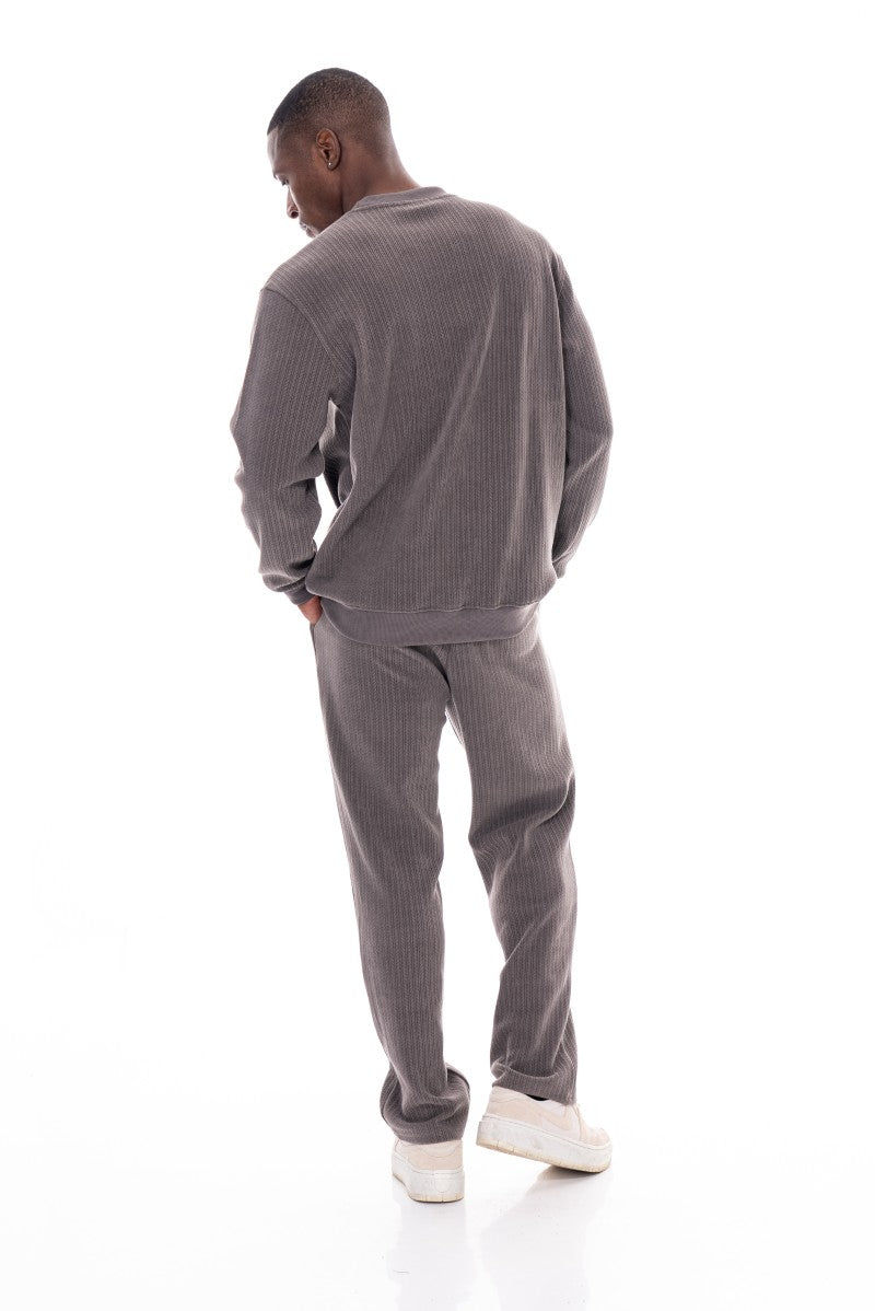 طقم سويت شيرت وبنطال رياضي منقوش - رمادي