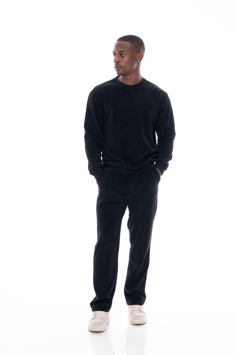 طقم سويت شيرت وبنطال رياضي منقوش - أسود