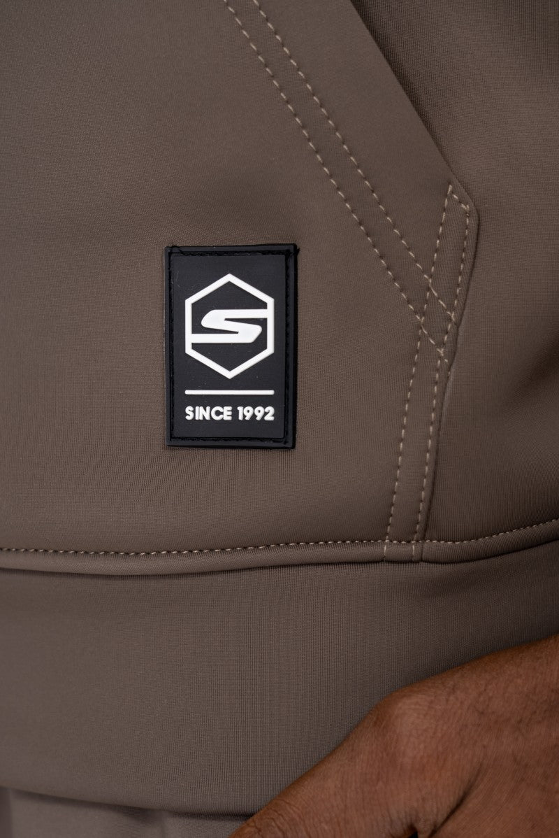 طقم تدريب أساسي للرجال - بني