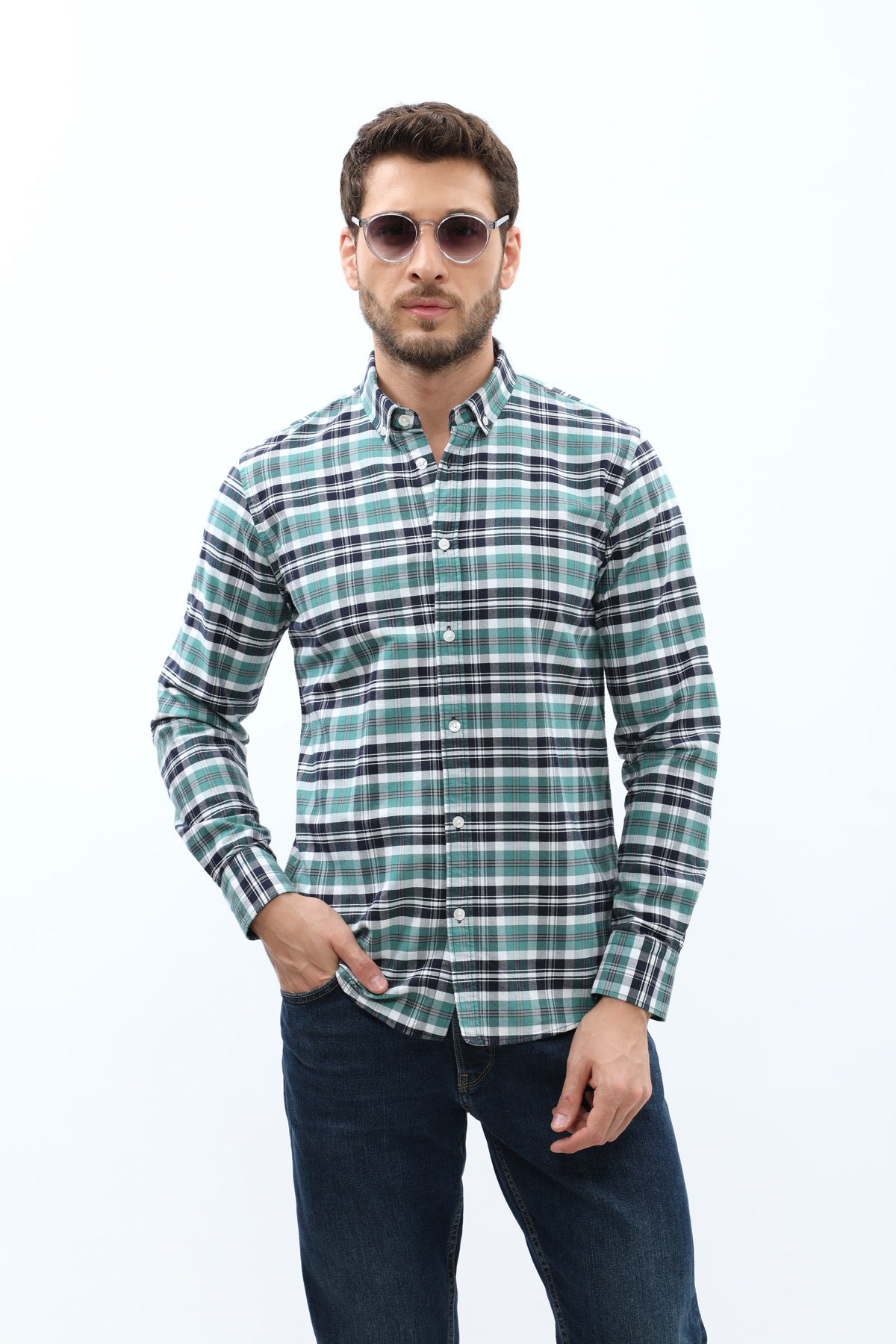 قميص أكسفورد كاروهات بقبة بأزرار من SHIRTSPRO - لون أخضر فاتح