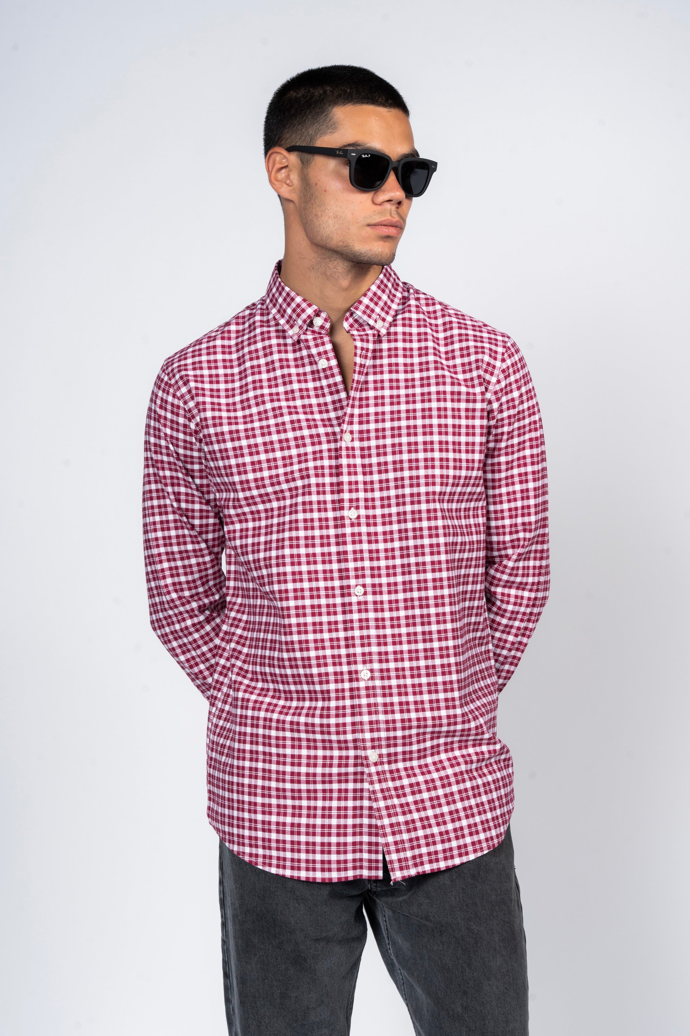 قميص كاروهات بقبة بازرار من SHIRTSPRO - لون أحمر