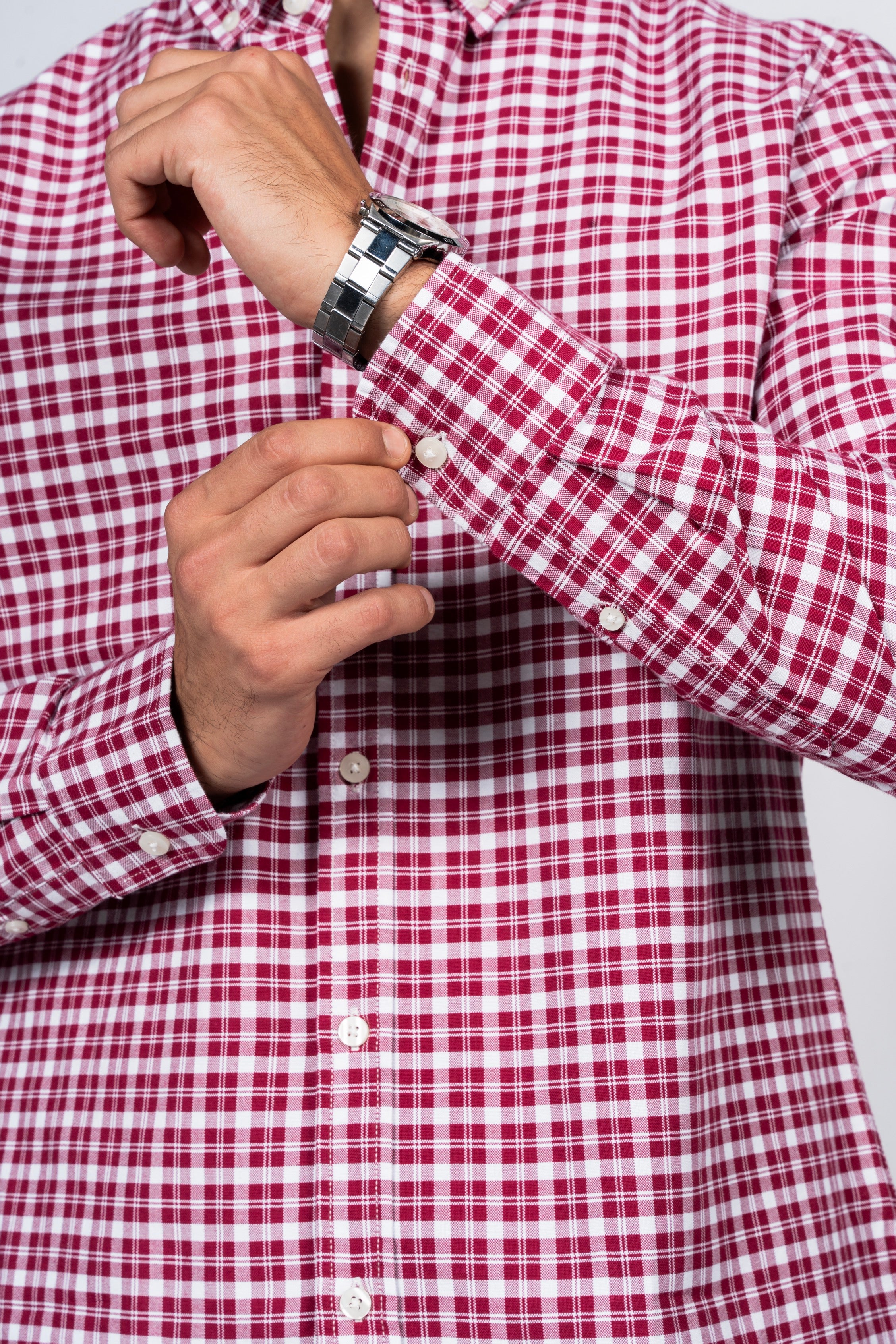 قميص كاروهات بقبة بازرار من SHIRTSPRO - لون أحمر