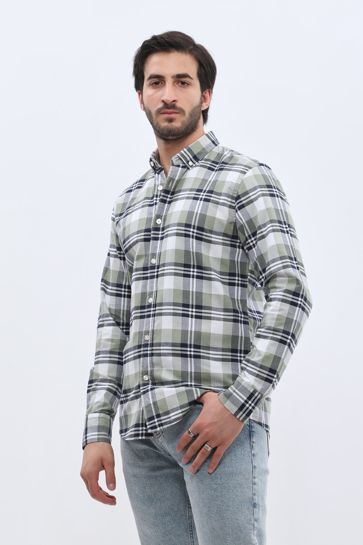 قميص أكسفورد كاروهات بقبة بأزرار من SHIRTSPRO - لون أخضر زيتوني
