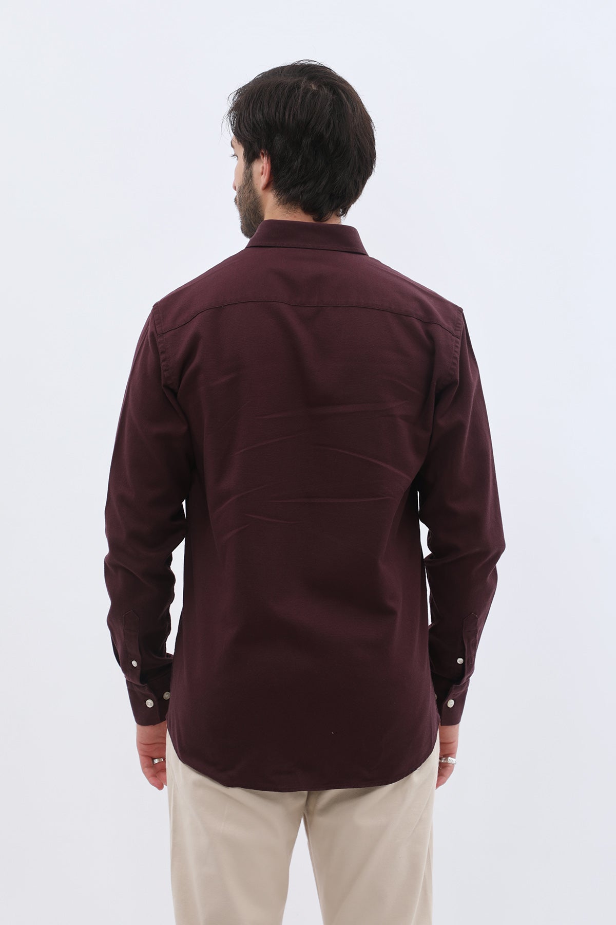 قميص باسكت بقبة بأزرار من SHIRTSPRO - لون أرجواني