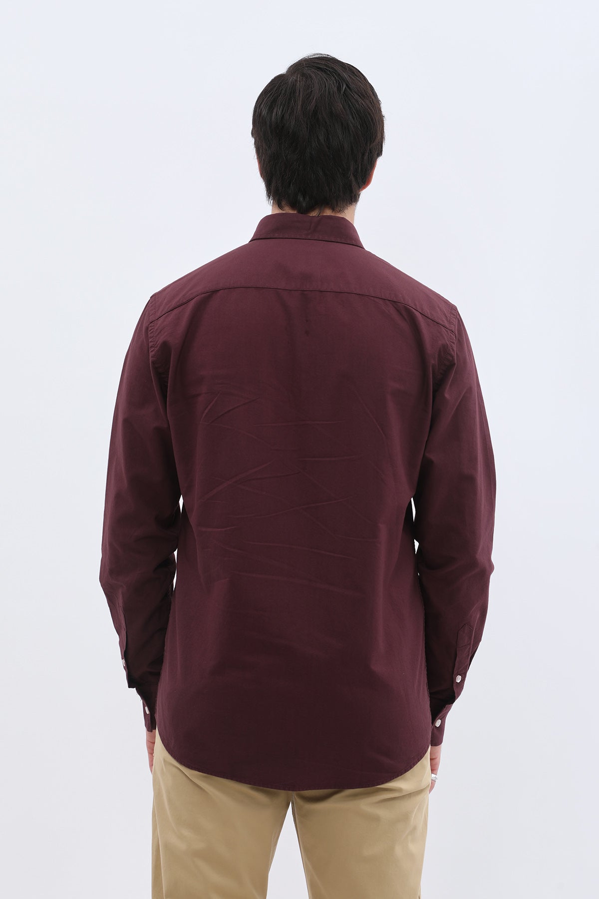 قميص أكسفورد بقبة بأزرار من SHIRTSPRO - لون أرجواني داكن