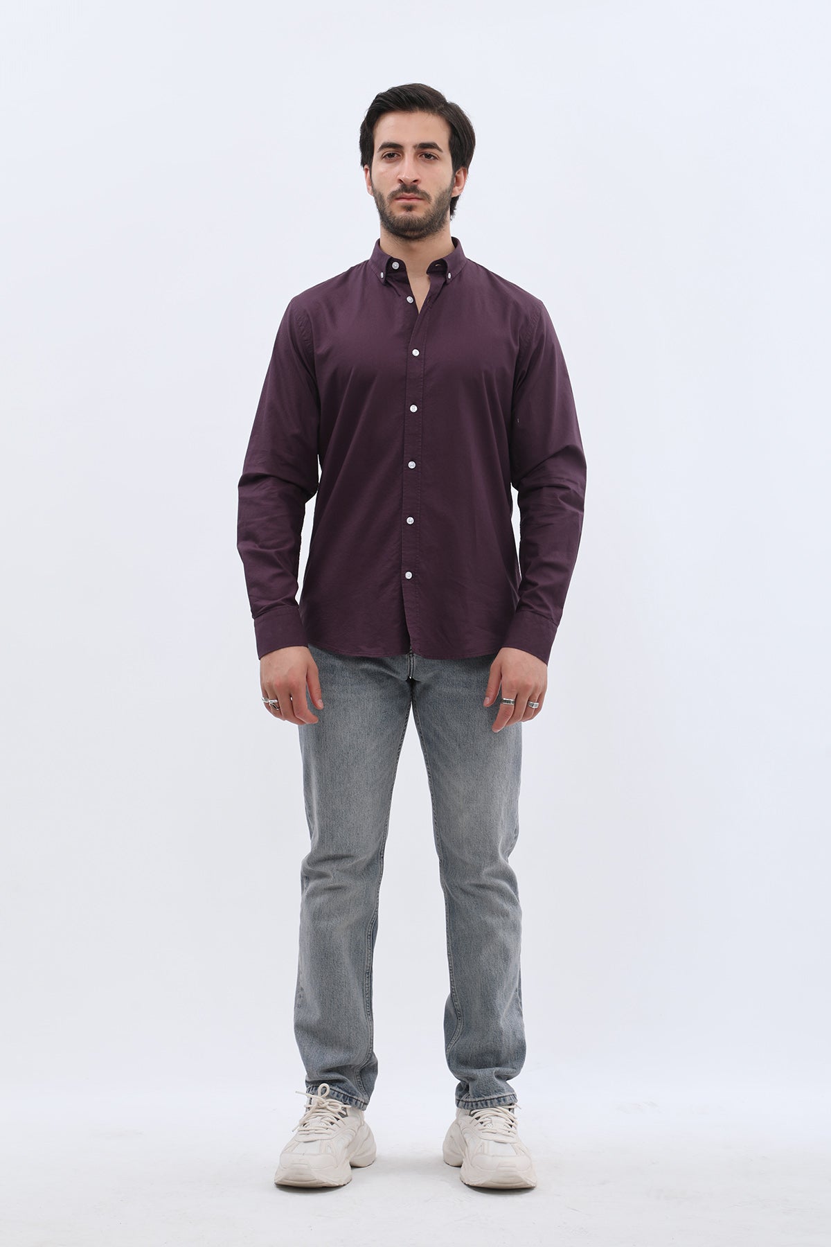 قميص أوكسفورد بقبة بأزرار من SHIRTSPRO - لون نهدي غامق