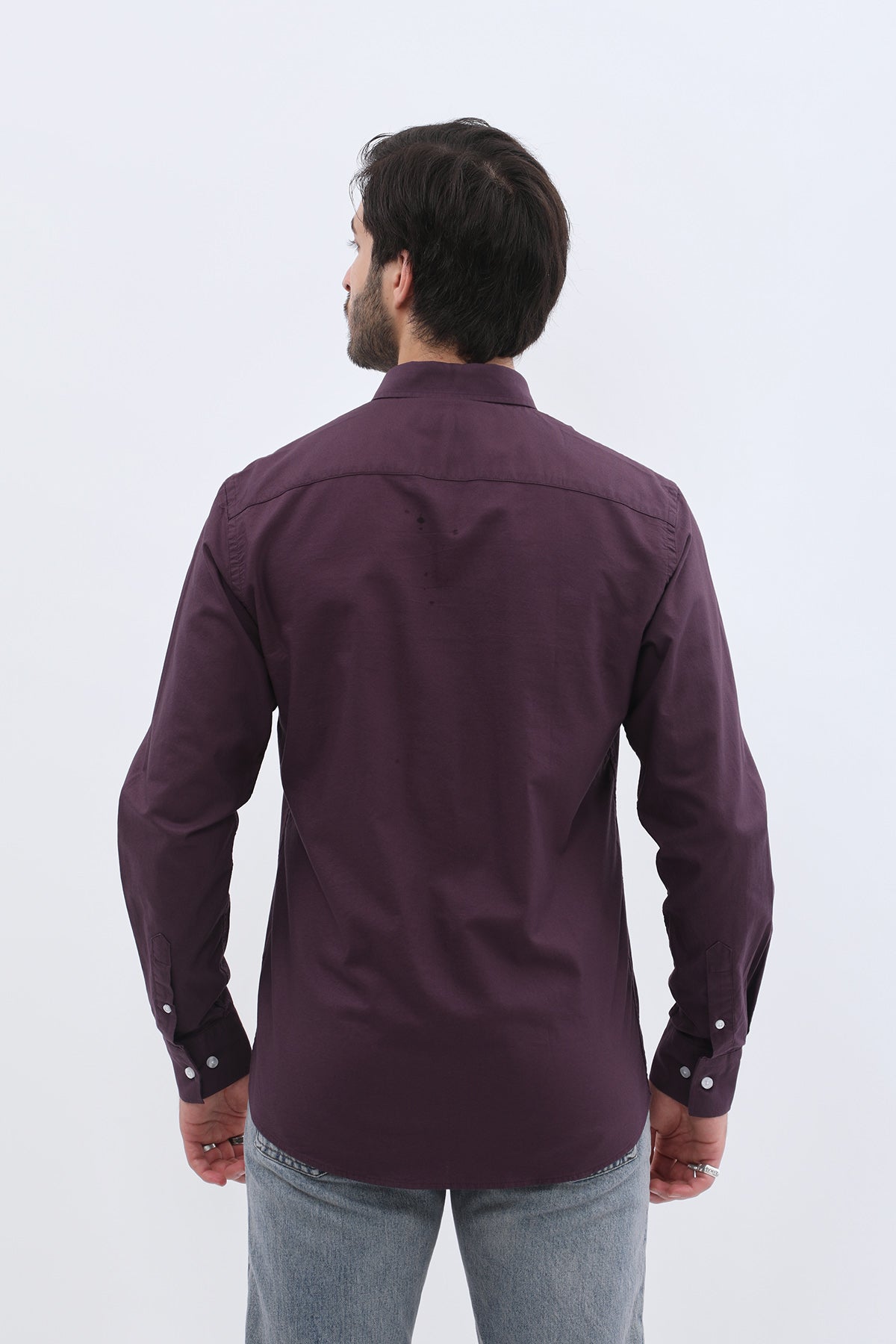قميص أوكسفورد بقبة بأزرار من SHIRTSPRO - لون نهدي غامق
