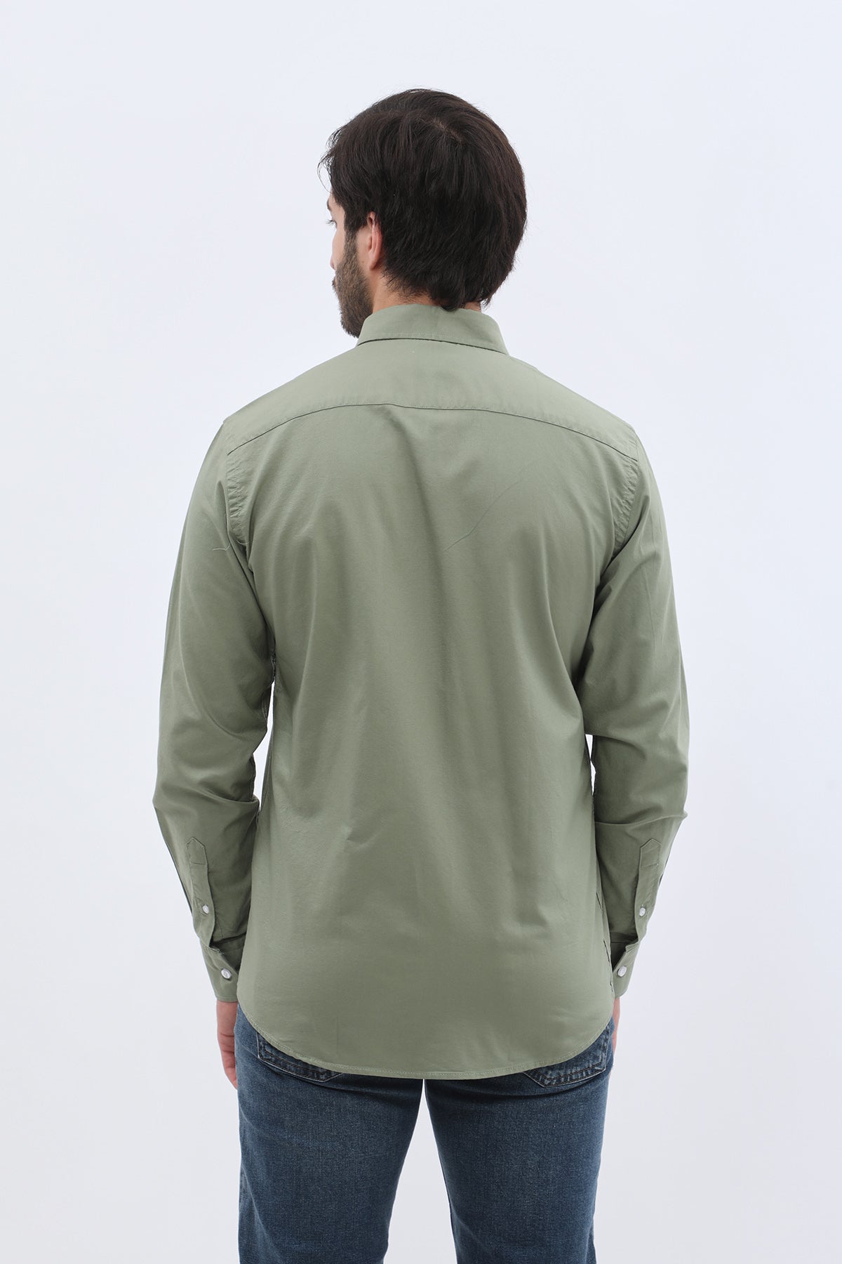 قميص أوكسفورد بقبة بأزرار من SHIRTSPRO - لون أخضر زيتوني