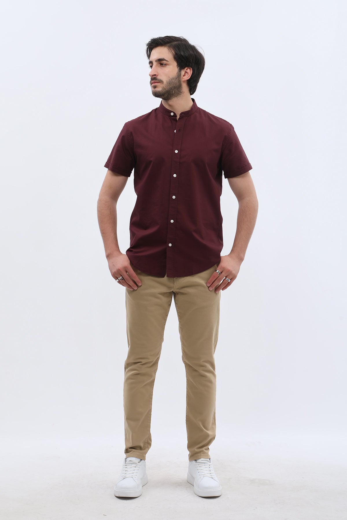 قميص أكسفورد بأكمام قصيرة وقبة ماندارين من SHIRTSPRO - لون أحمر بورجندي غامق
