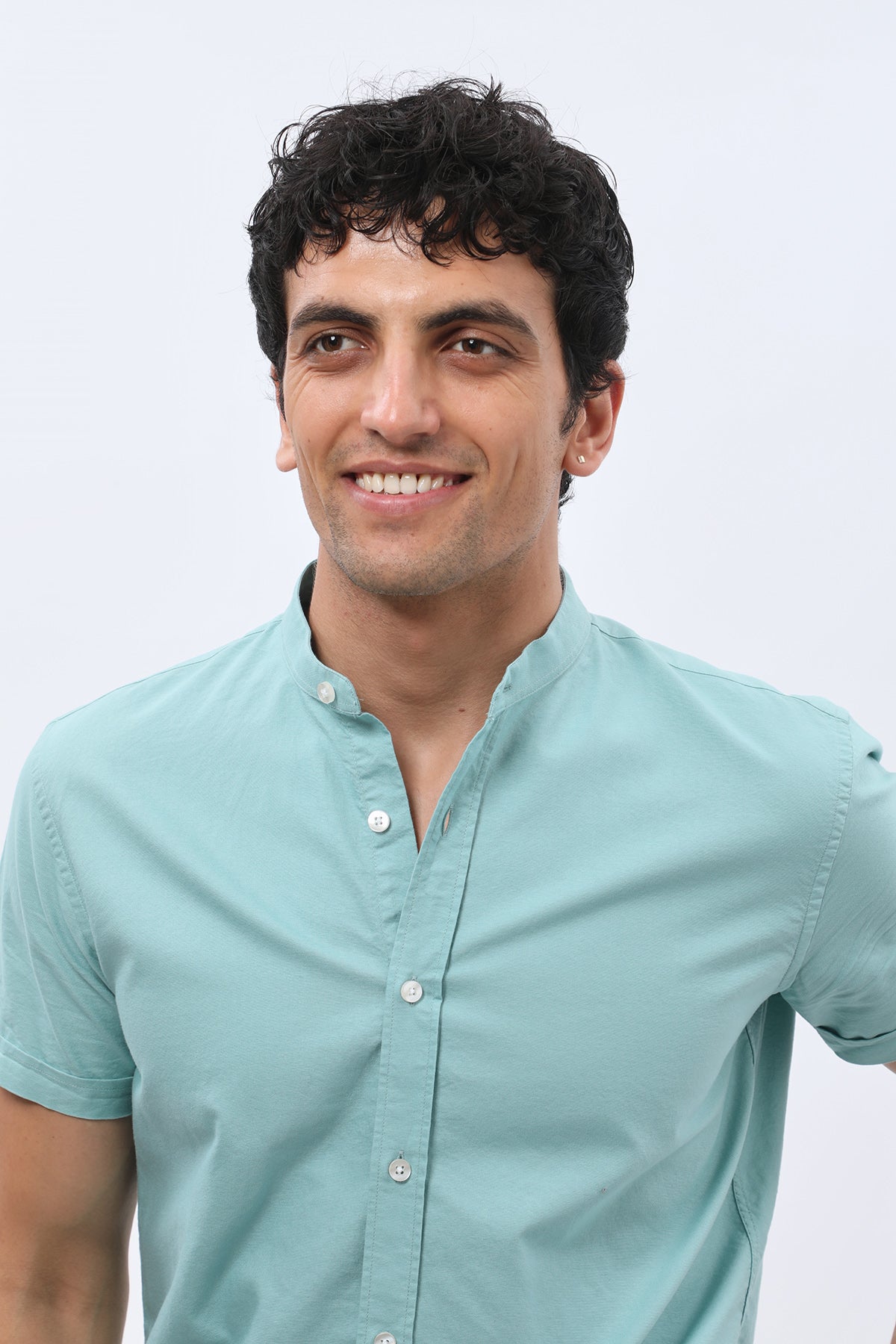 قميص أكسفورد بأكمام قصيرة وقبة ماندارين من SHIRTSPRO - لون فيروزي داكن