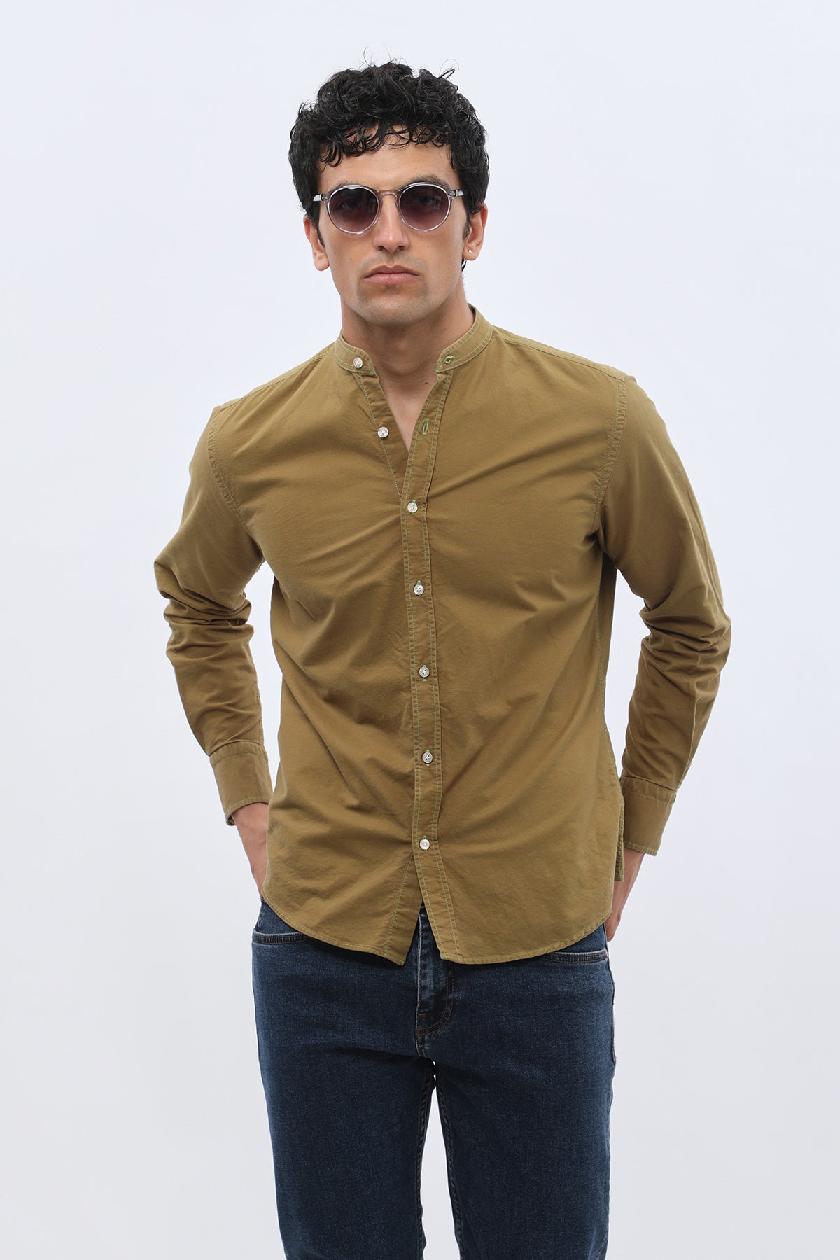 قميص أكسفورد بقبة ماندارين من SHIRTSPRO - لون أخضر