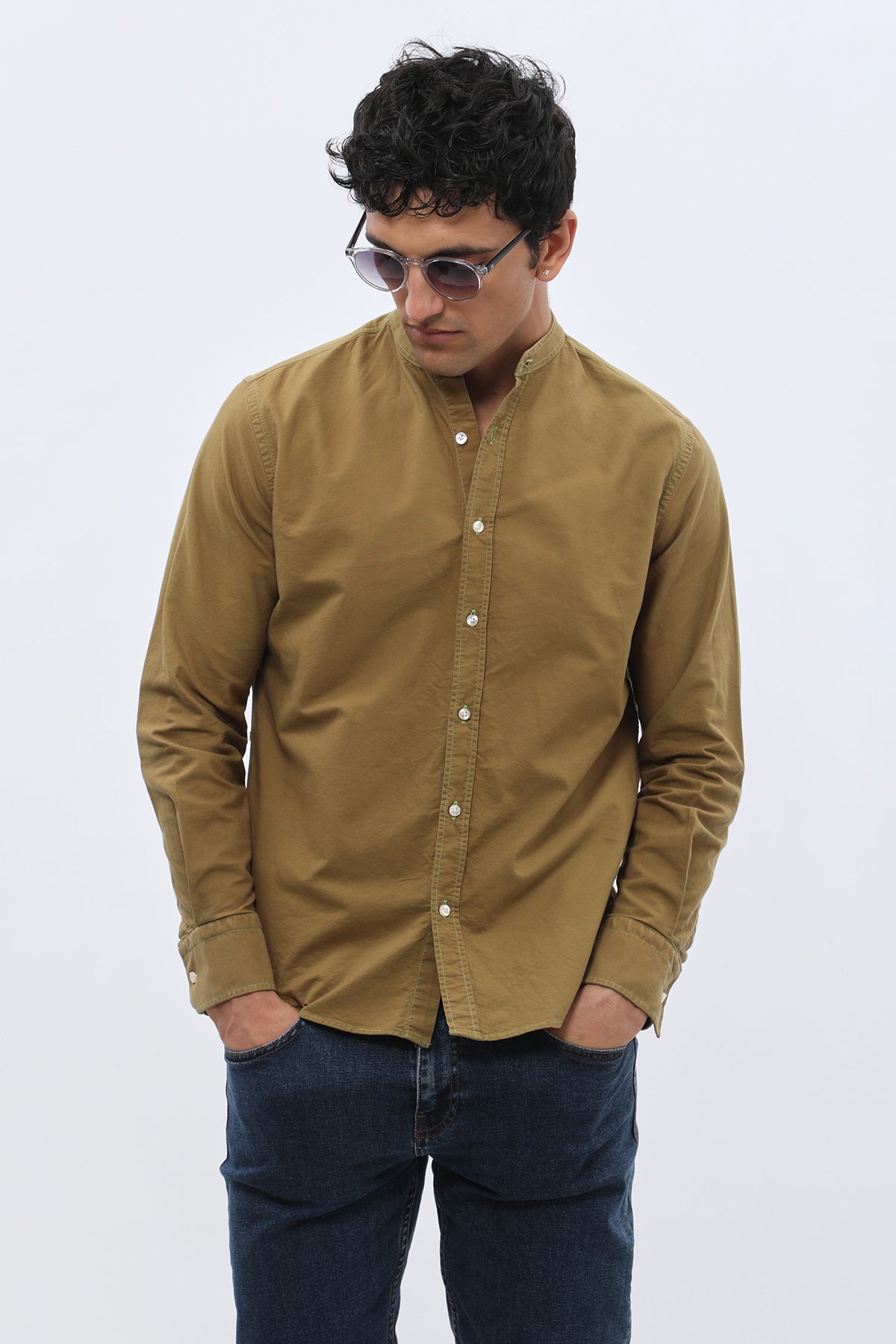 قميص أكسفورد بقبة ماندارين من SHIRTSPRO - لون أخضر