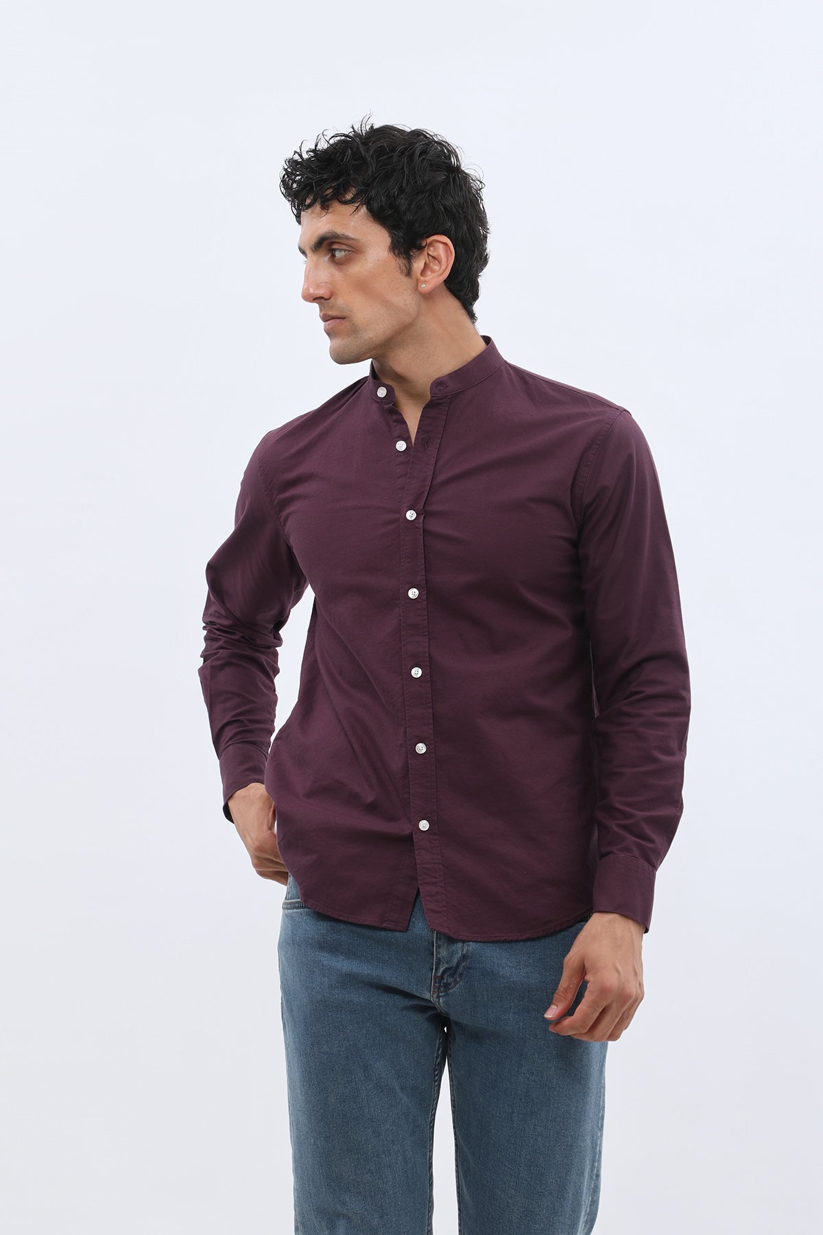 قميص أكسفورد بقبة ماندارين من SHIRTSPRO - لون أرجواني