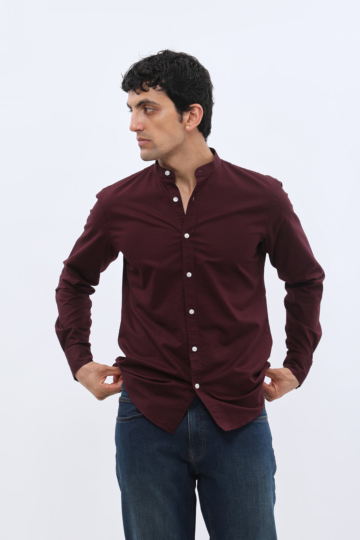 قميص أكسفورد بقبة ماندارين من SHIRTSPRO - لون أحمر بورجندي غامق