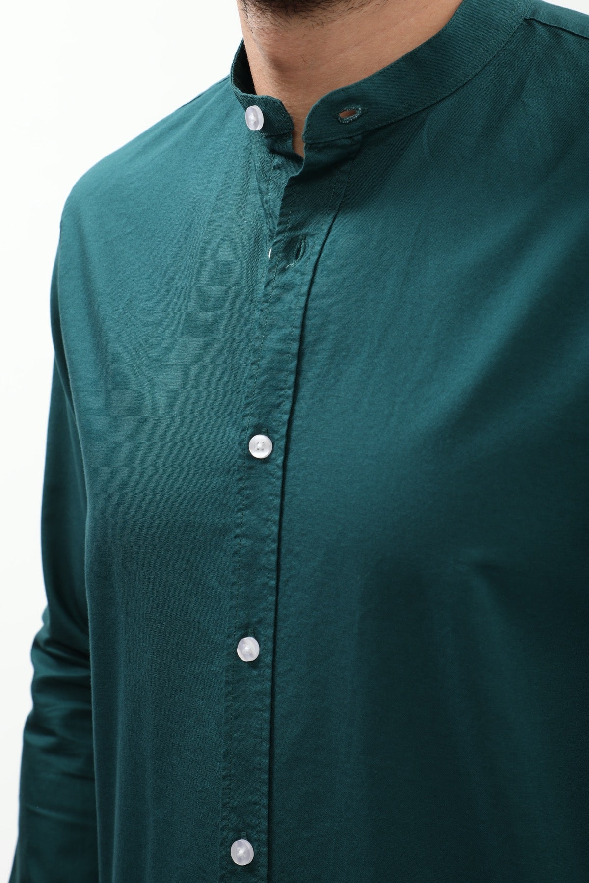 قميص أكسفورد بقبة ماندارين من SHIRTSPRO - لون تيل داكن