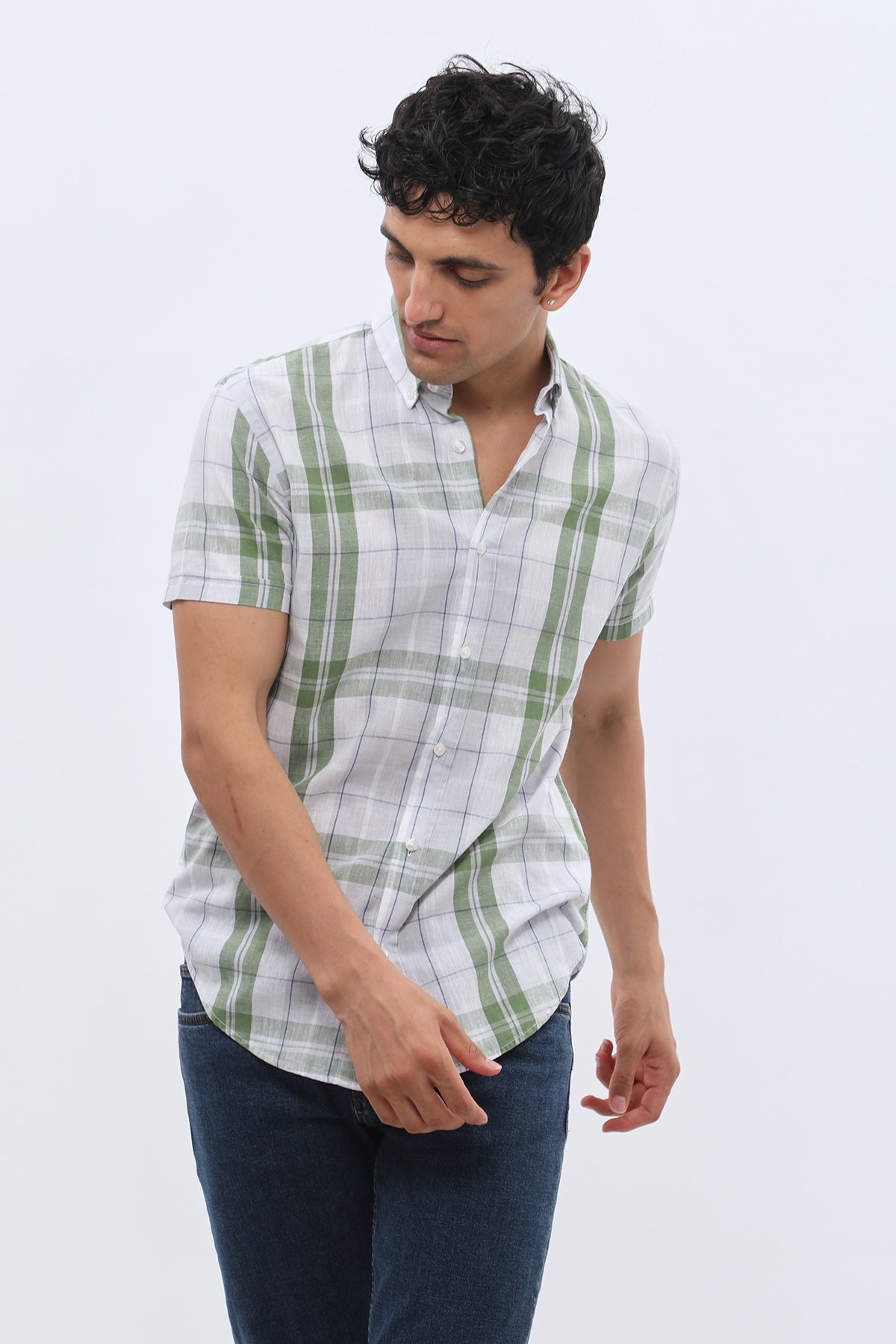قميص كاروهات بأكمام قصيرة وقبة بأزرار من SHIRTSPRO - لون أخضر